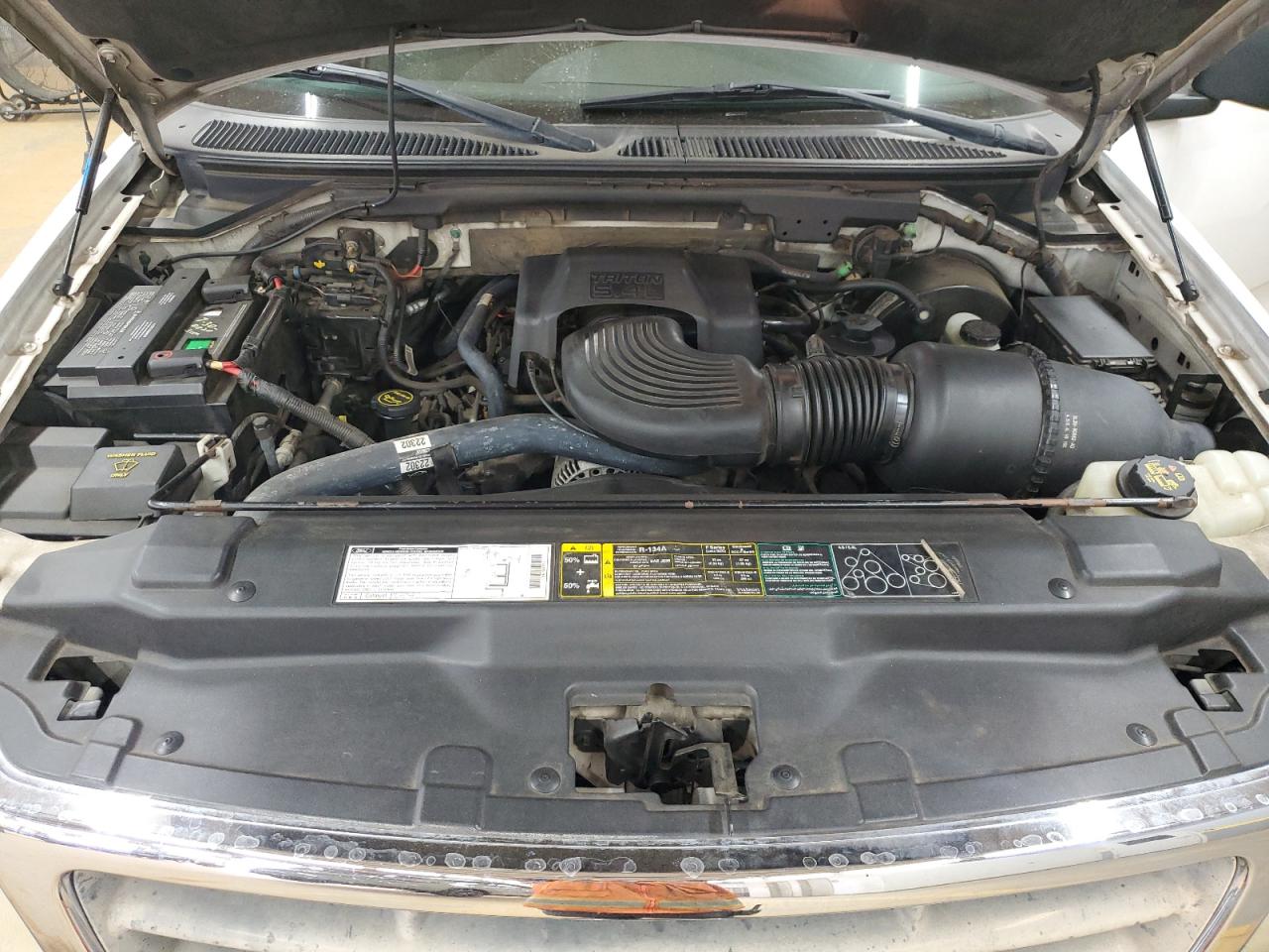 2001 Ford F-150 - Image 12