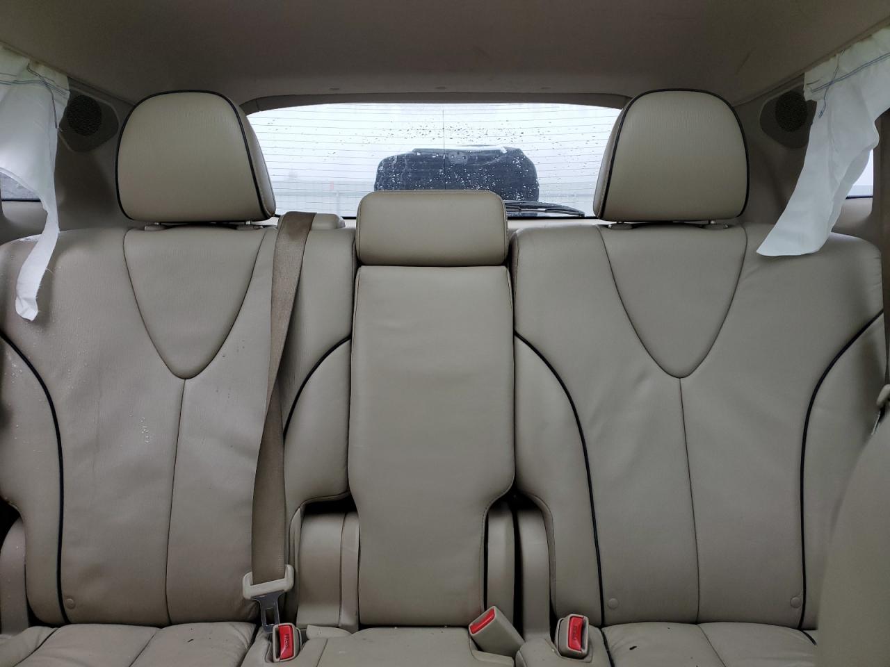 2014 Toyota Venza - Image 10