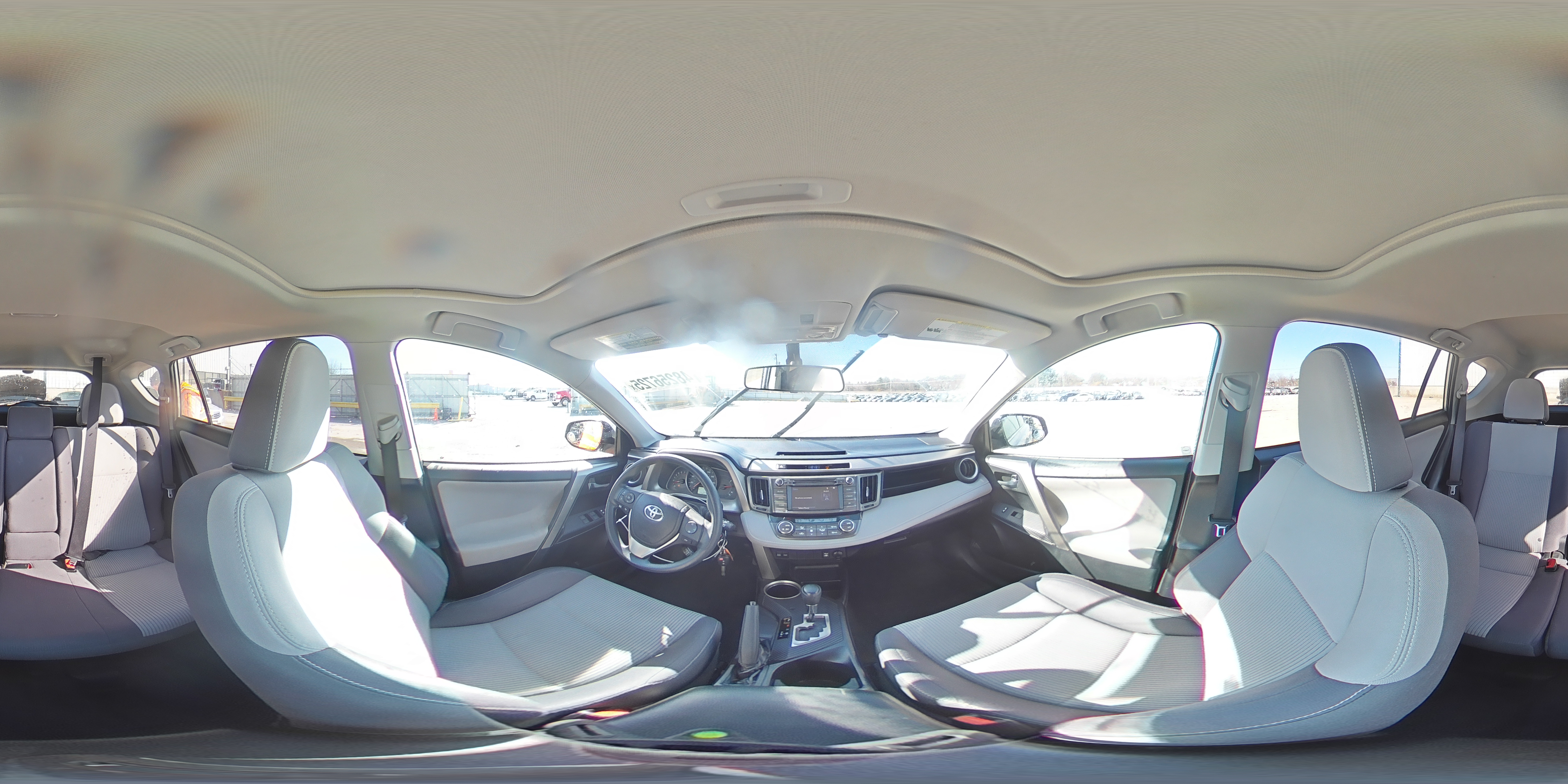 2015 Toyota RAV 4 - Image 15