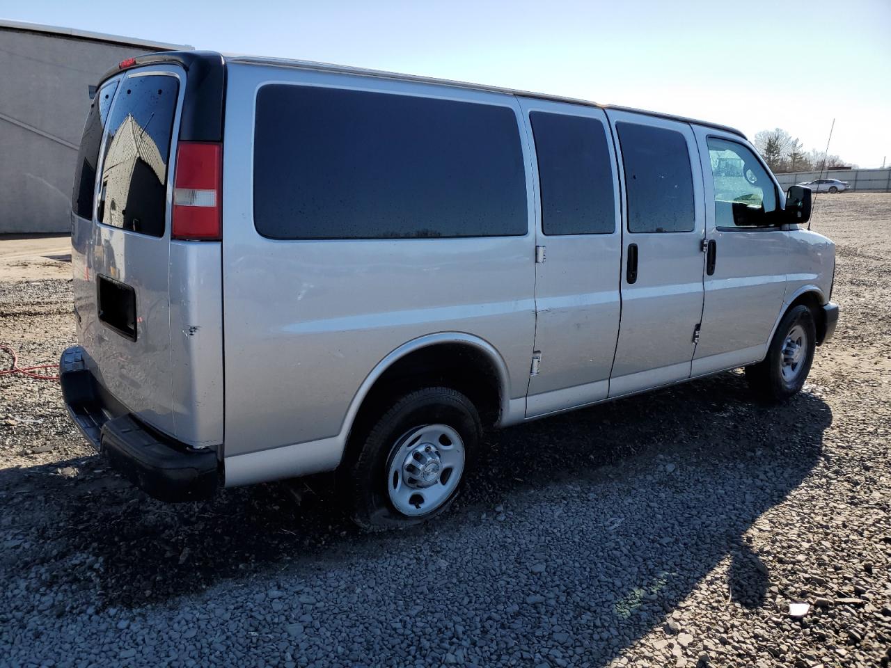2014 Chevrolet Express - Image 3