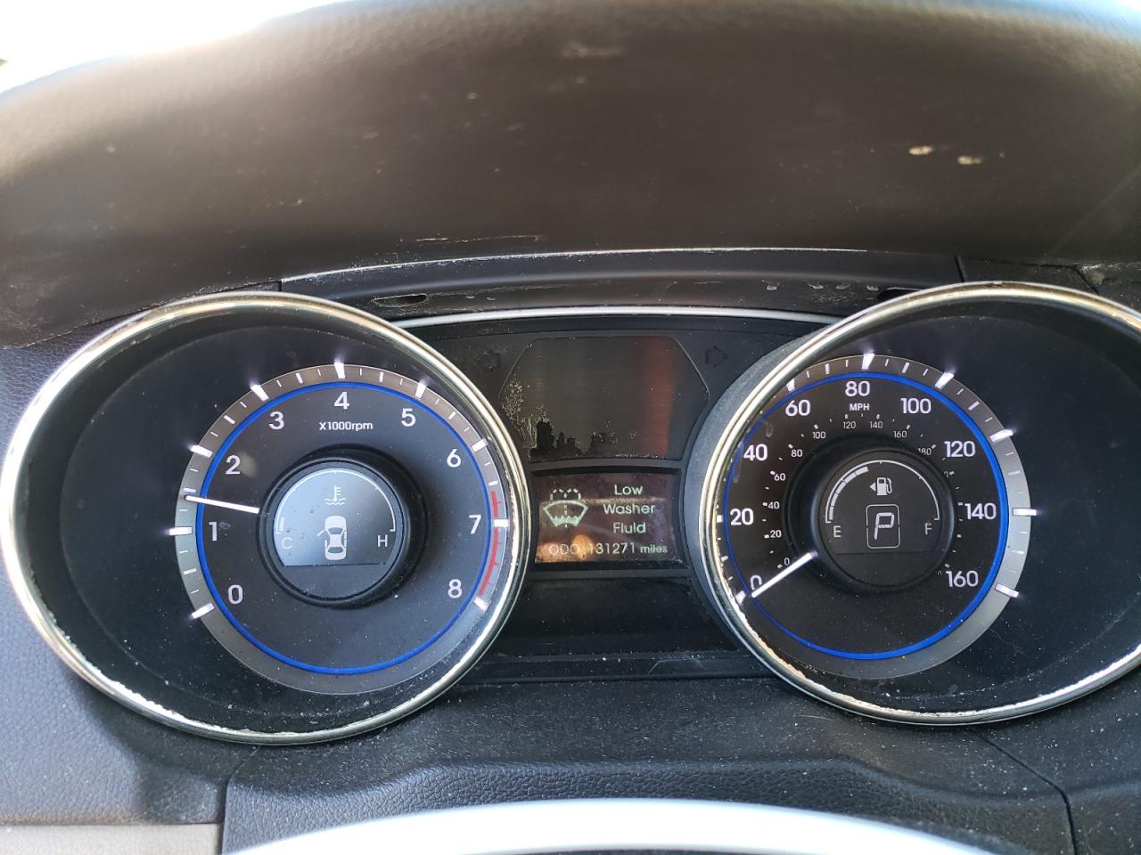 2013 Hyundai Sonata - Image 9