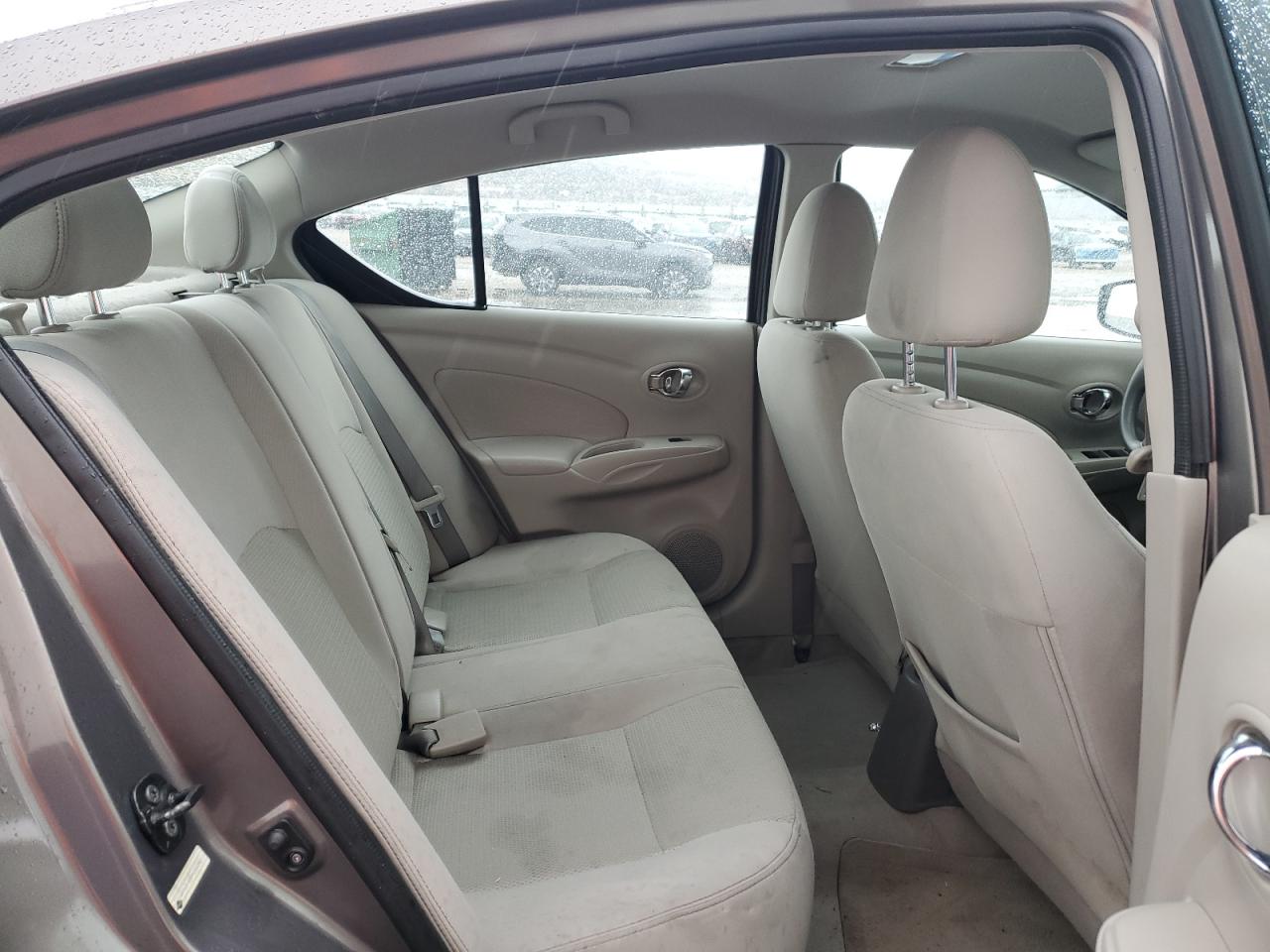 2015 Nissan Versa - Image 10