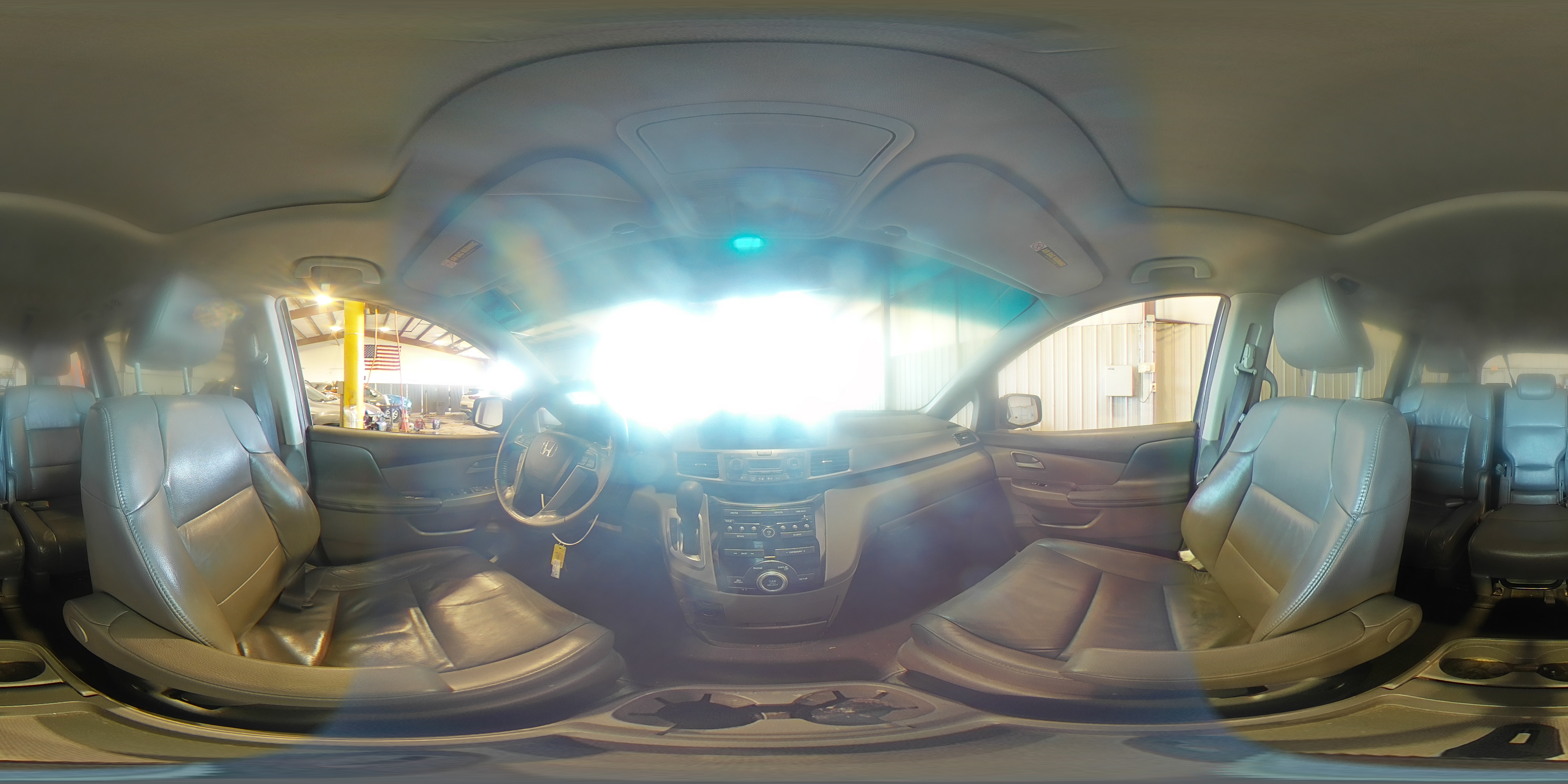 2012 Honda Odyssey - Image 16