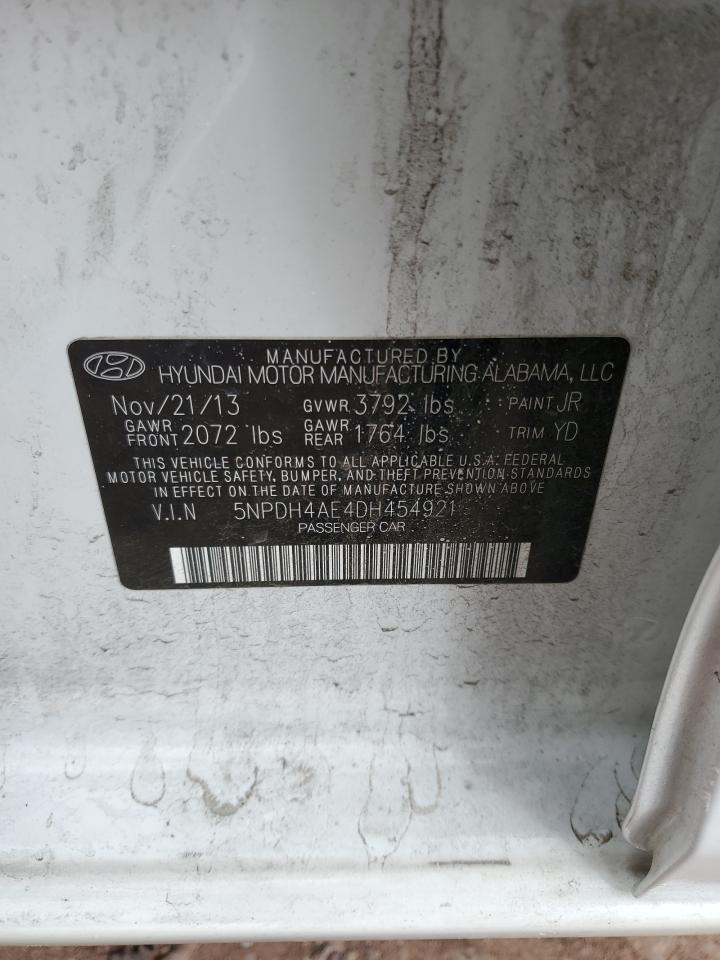 2013 Hyundai Elantra - Image 12