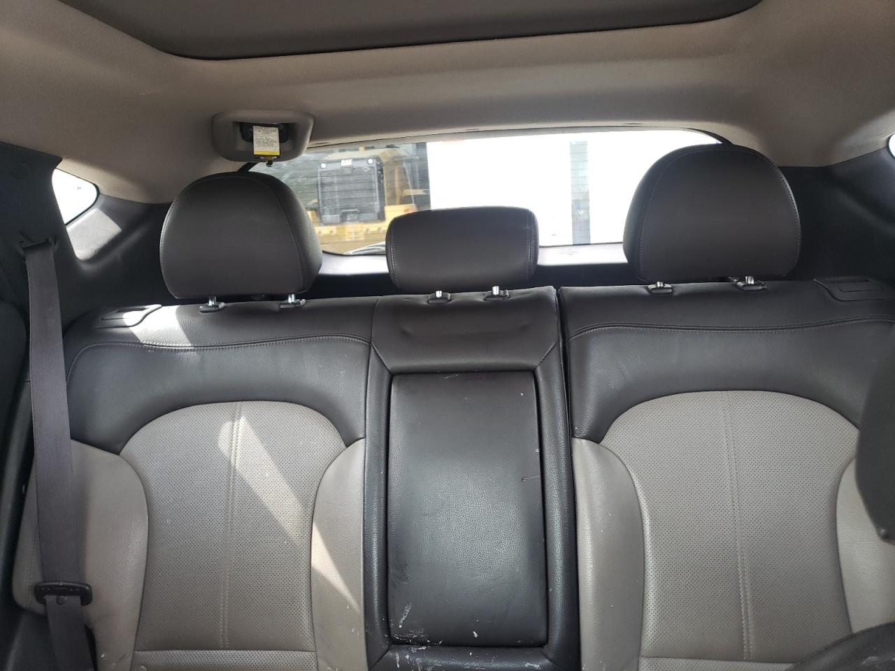 2011 Hyundai Tucson - Image 10