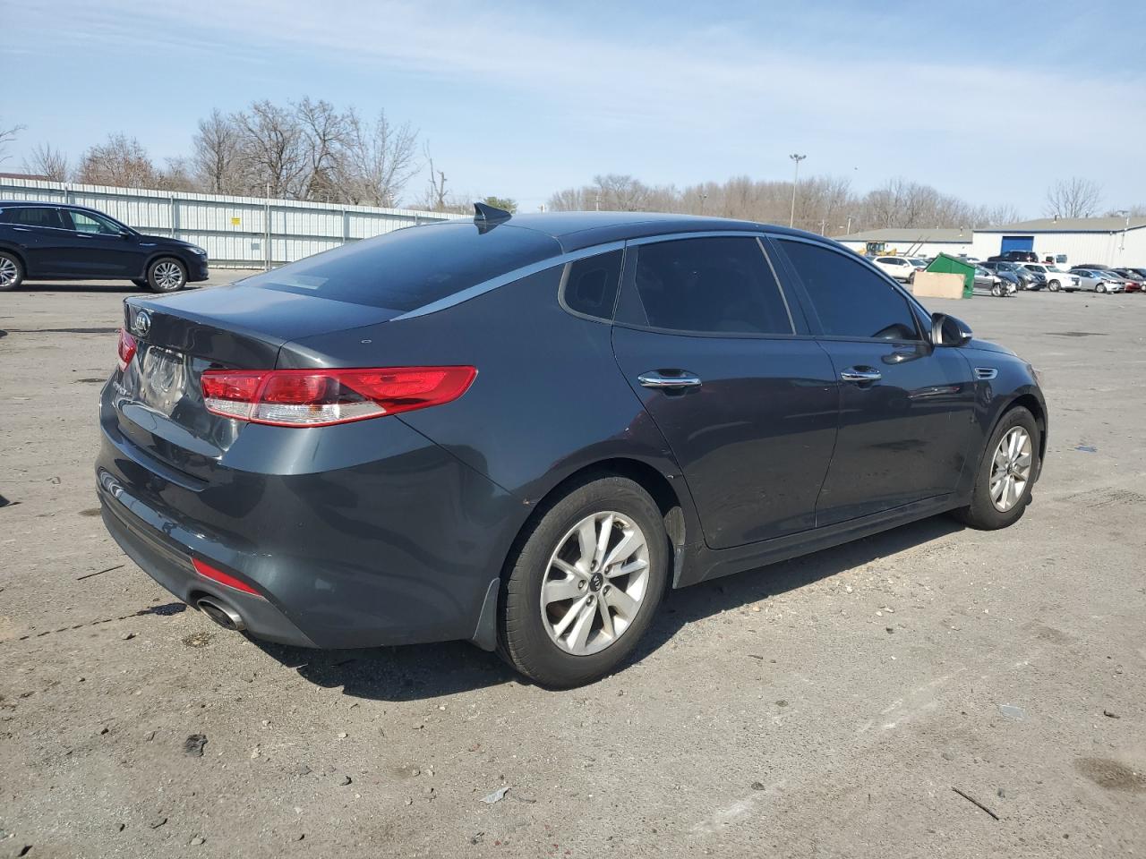 2016 Kia Optima - Image 3