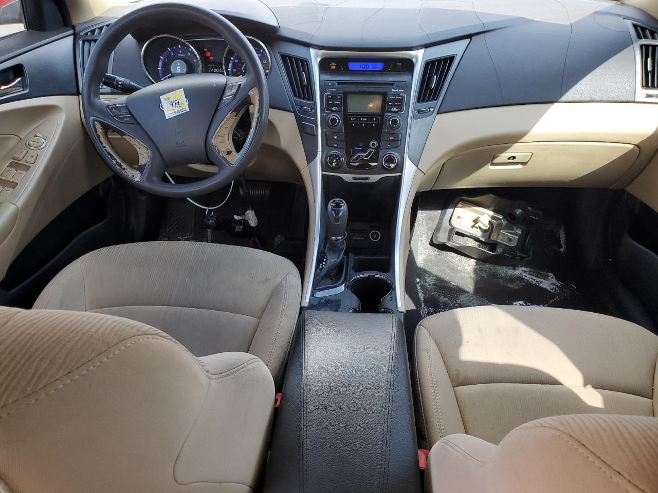 2011 Hyundai Sonata - Image 8