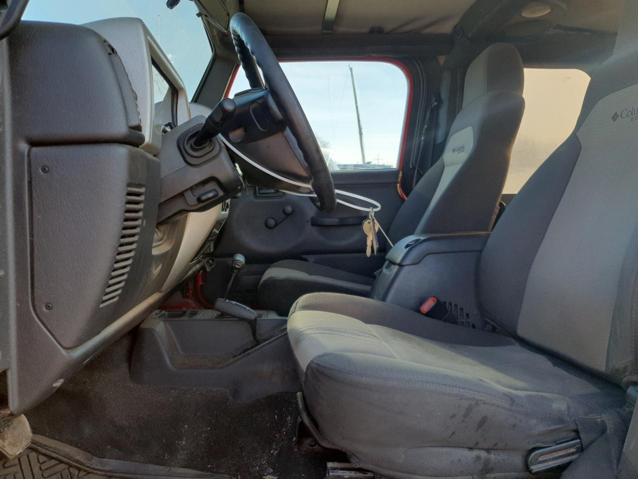 2004 Jeep Wrangler X VIN: 1J4FA39S84P736382 Lot: 49553815