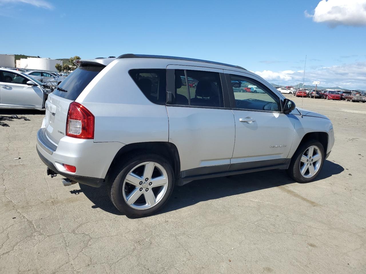 2012 Jeep Compass - Image 3