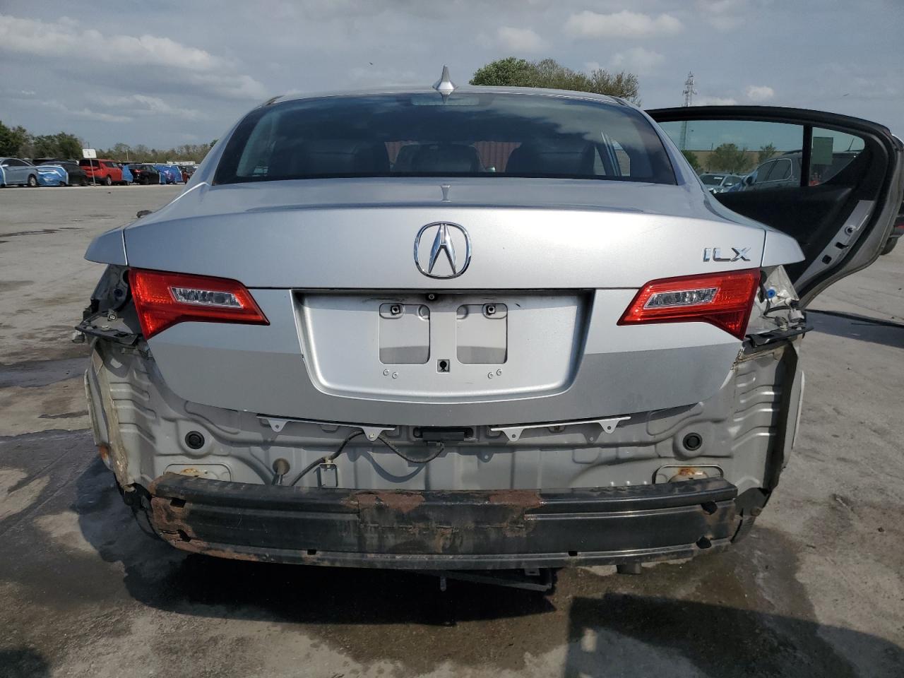 2014 Acura ILX - Image 6
