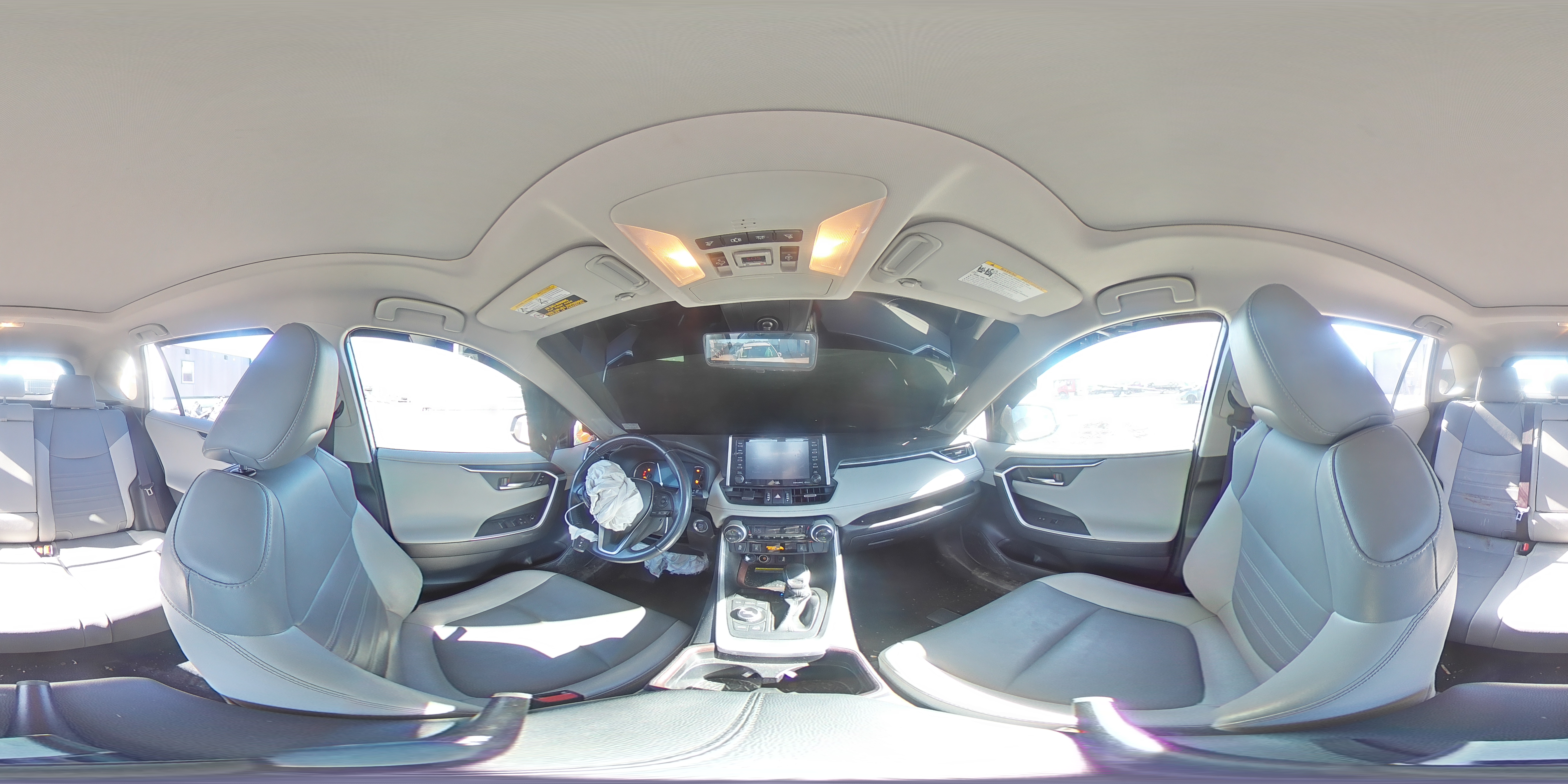2019 Toyota RAV 4 - Image 14