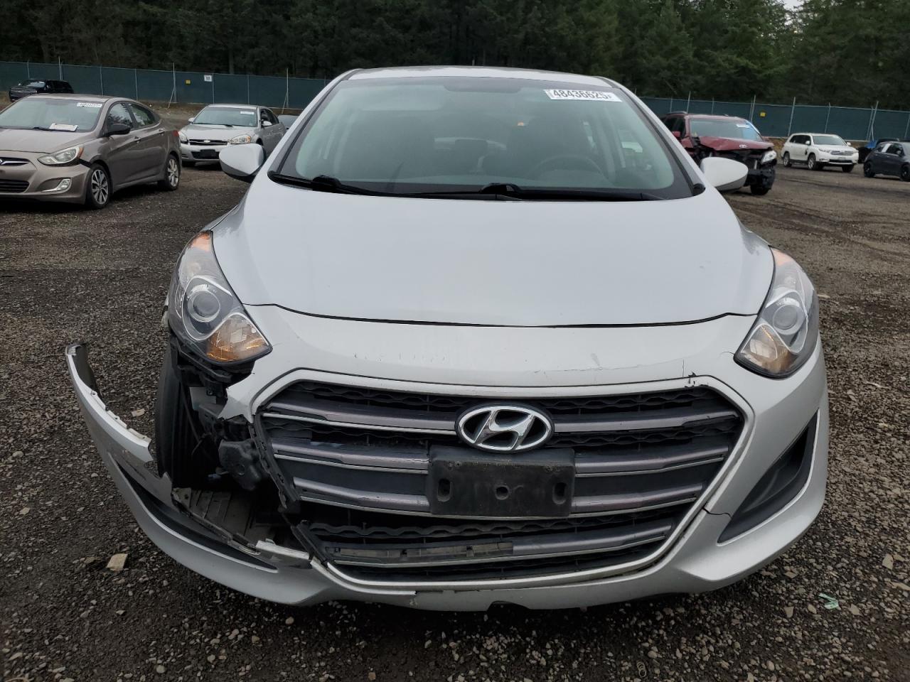 2016 Hyundai Elantra - Image 5