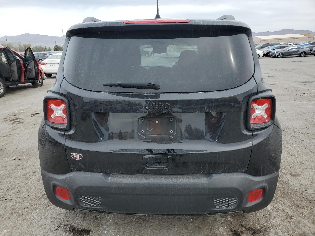 2020 Jeep Renegade - Image 6