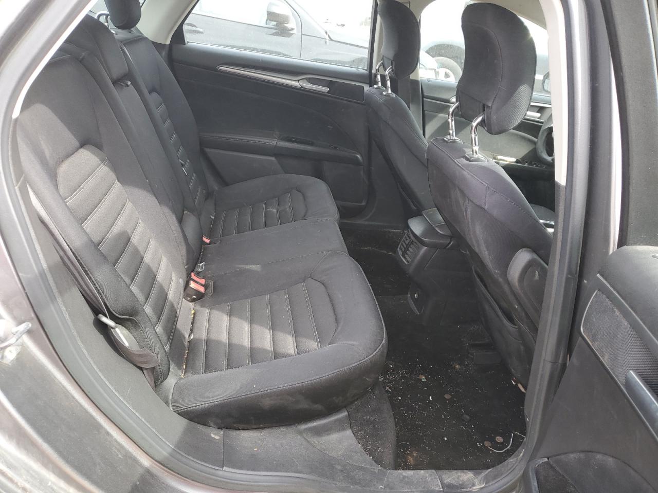 2013 Ford Fusion - Image 10