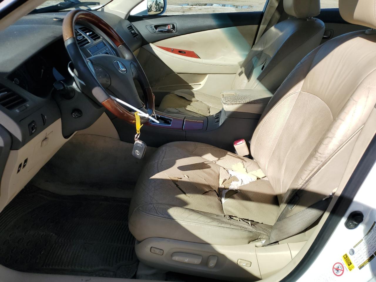 2009 Lexus ES - Image 7