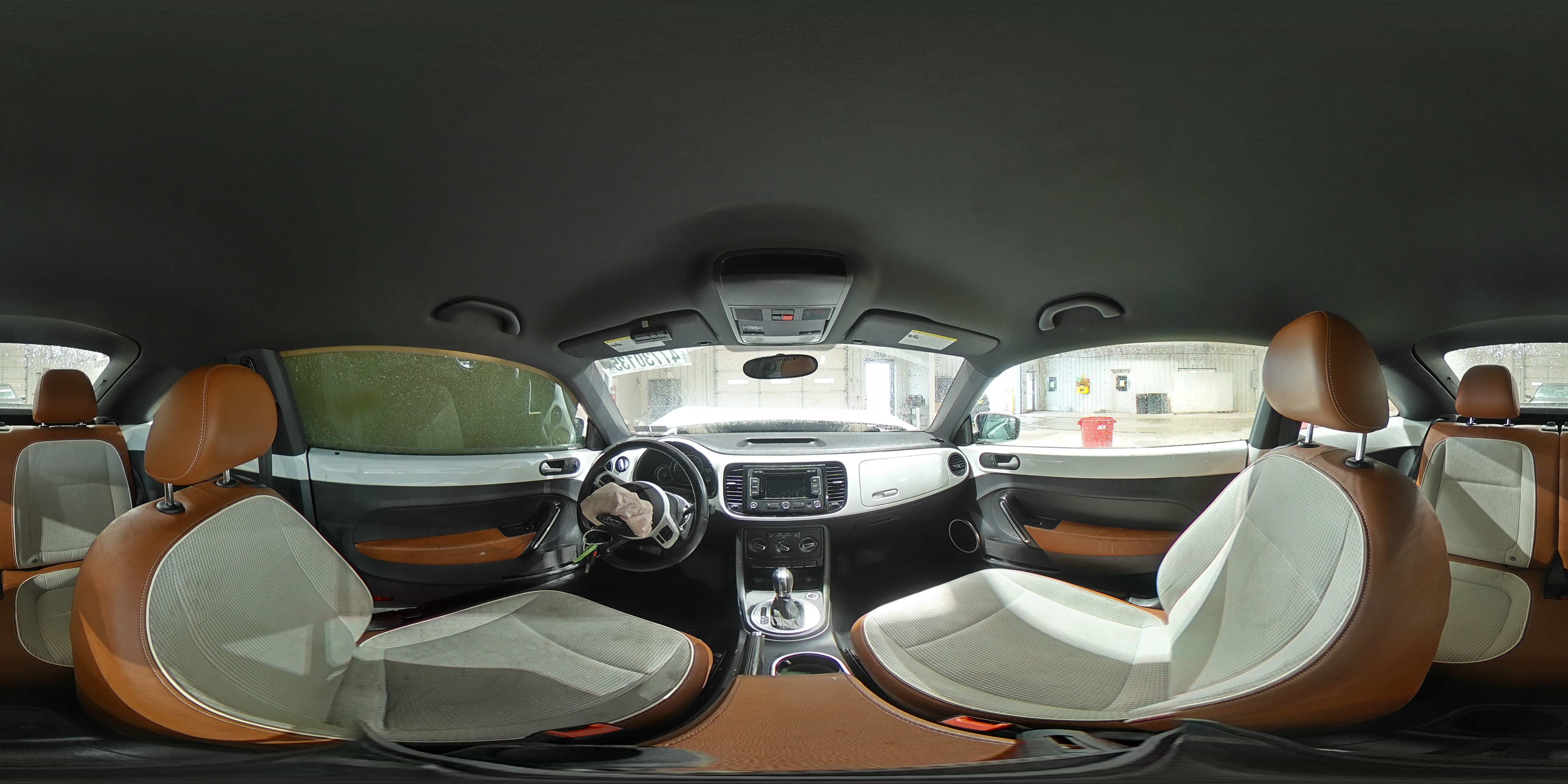 2015 Volkswagen Beetle - Image 14