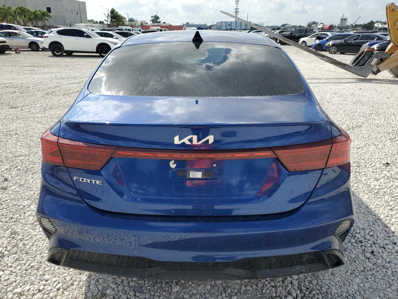 2022 Kia Forte - Image 6
