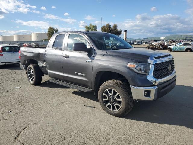  TOYOTA TUNDRA 2018 Silver
