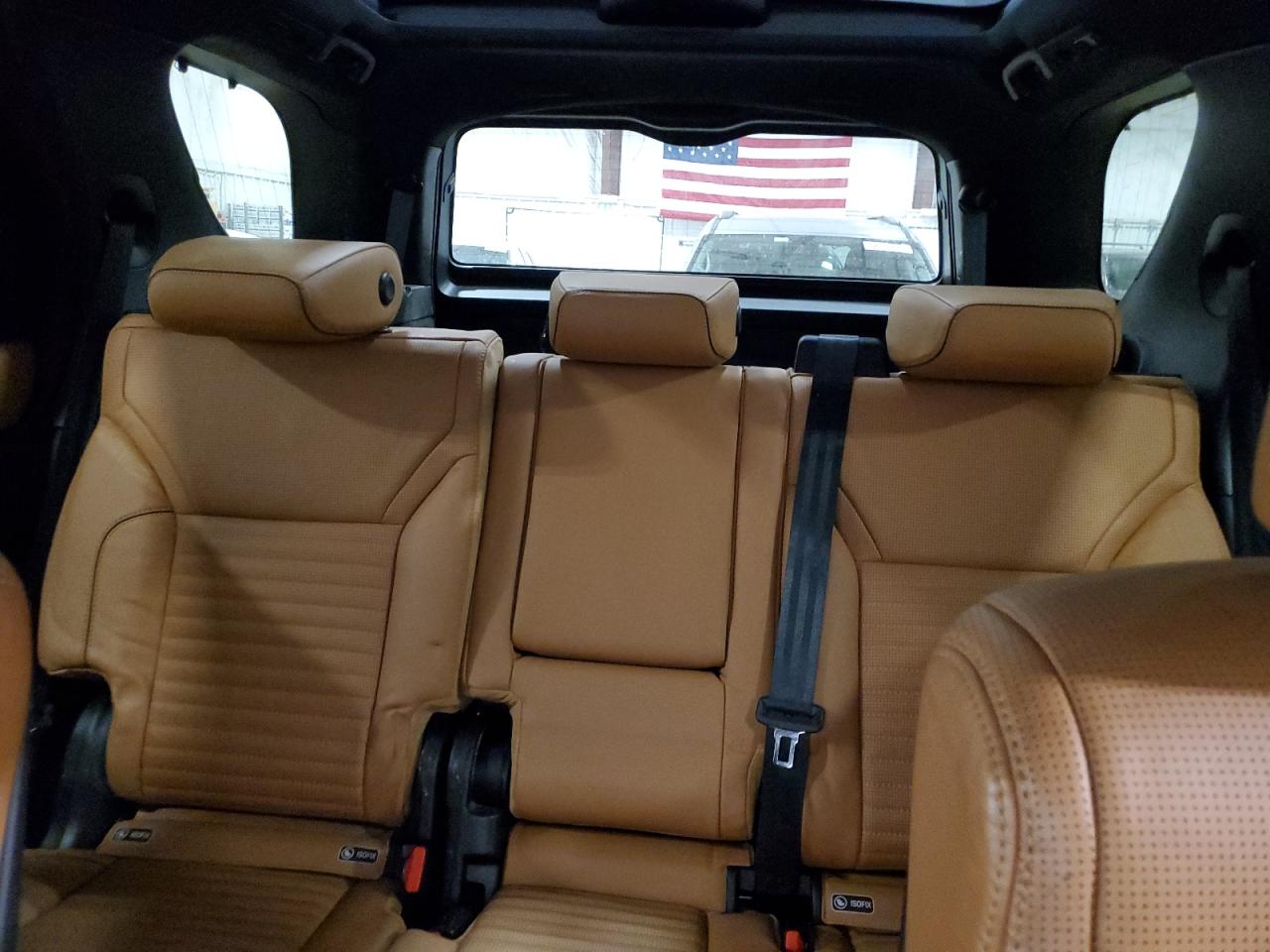 2019 Land Rover Discovery - Image 10