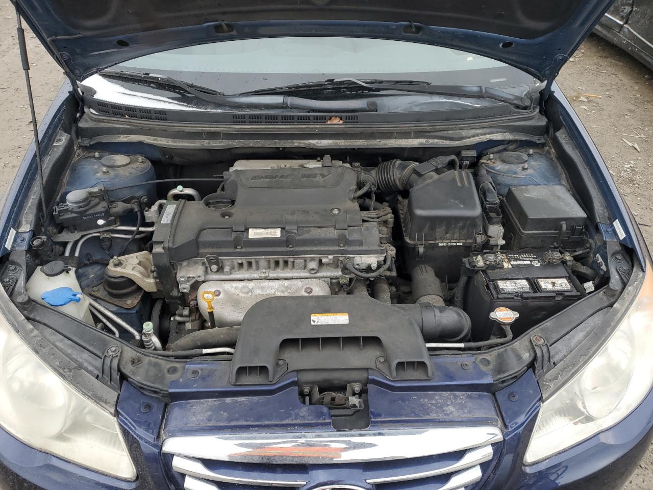 2010 Hyundai Elantra - Image 13