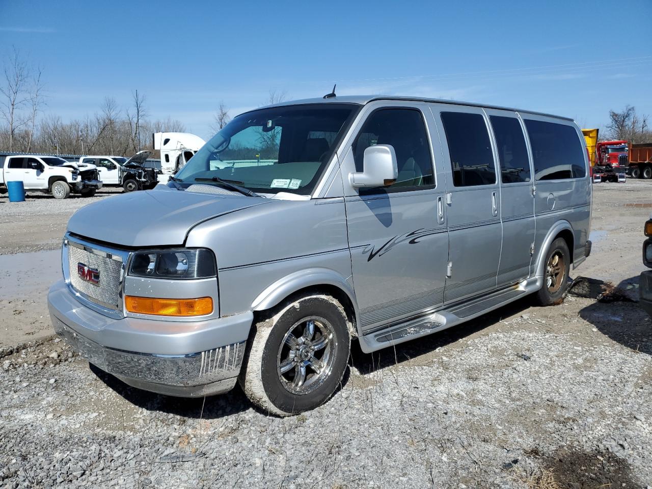 GMC Savana