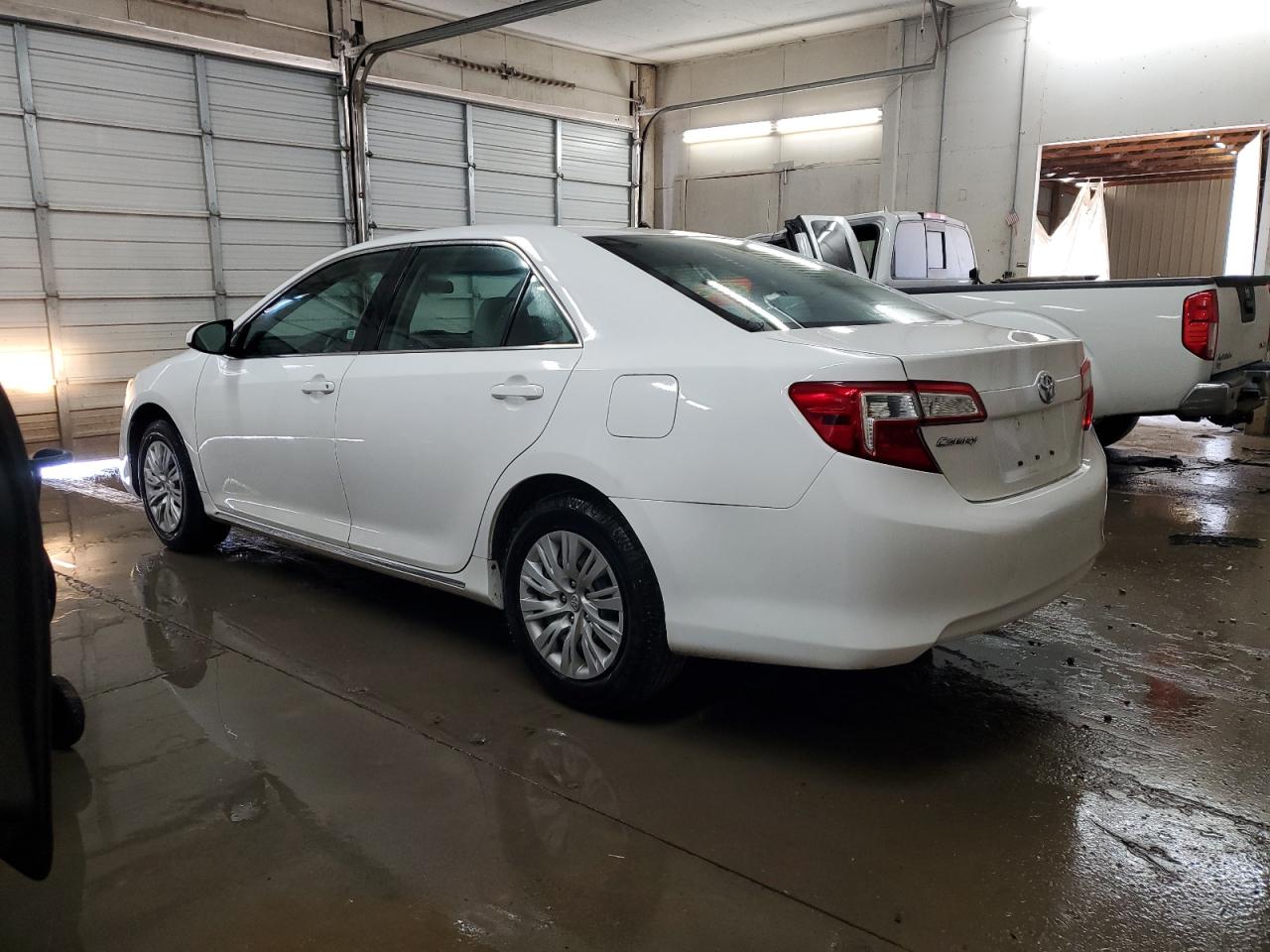 2014 Toyota Camry - Image 2