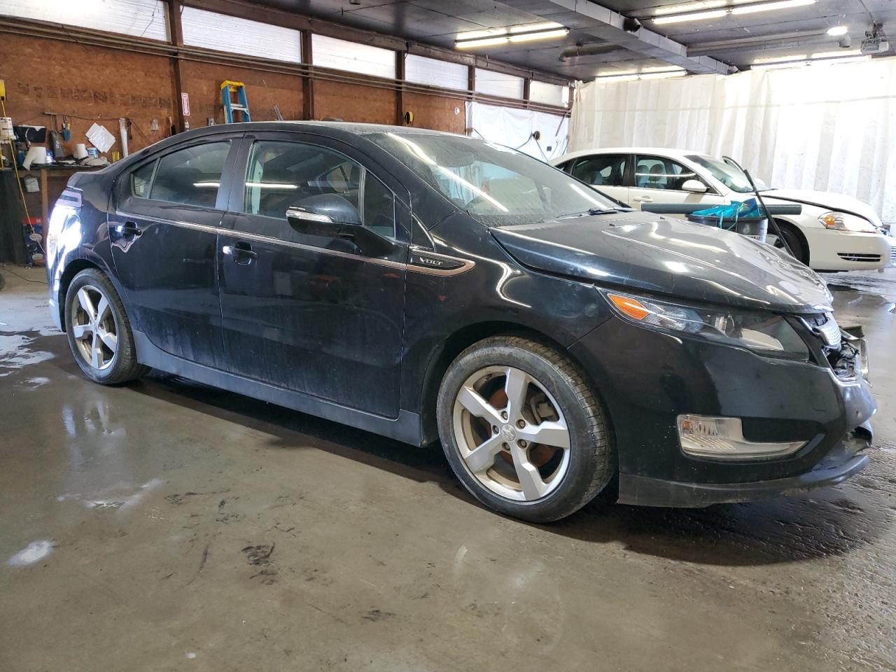 2012 Chevrolet Volt - Image 4