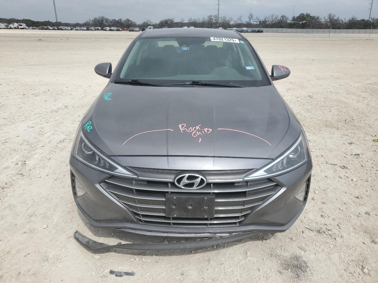 2020 Hyundai Elantra - Image 5