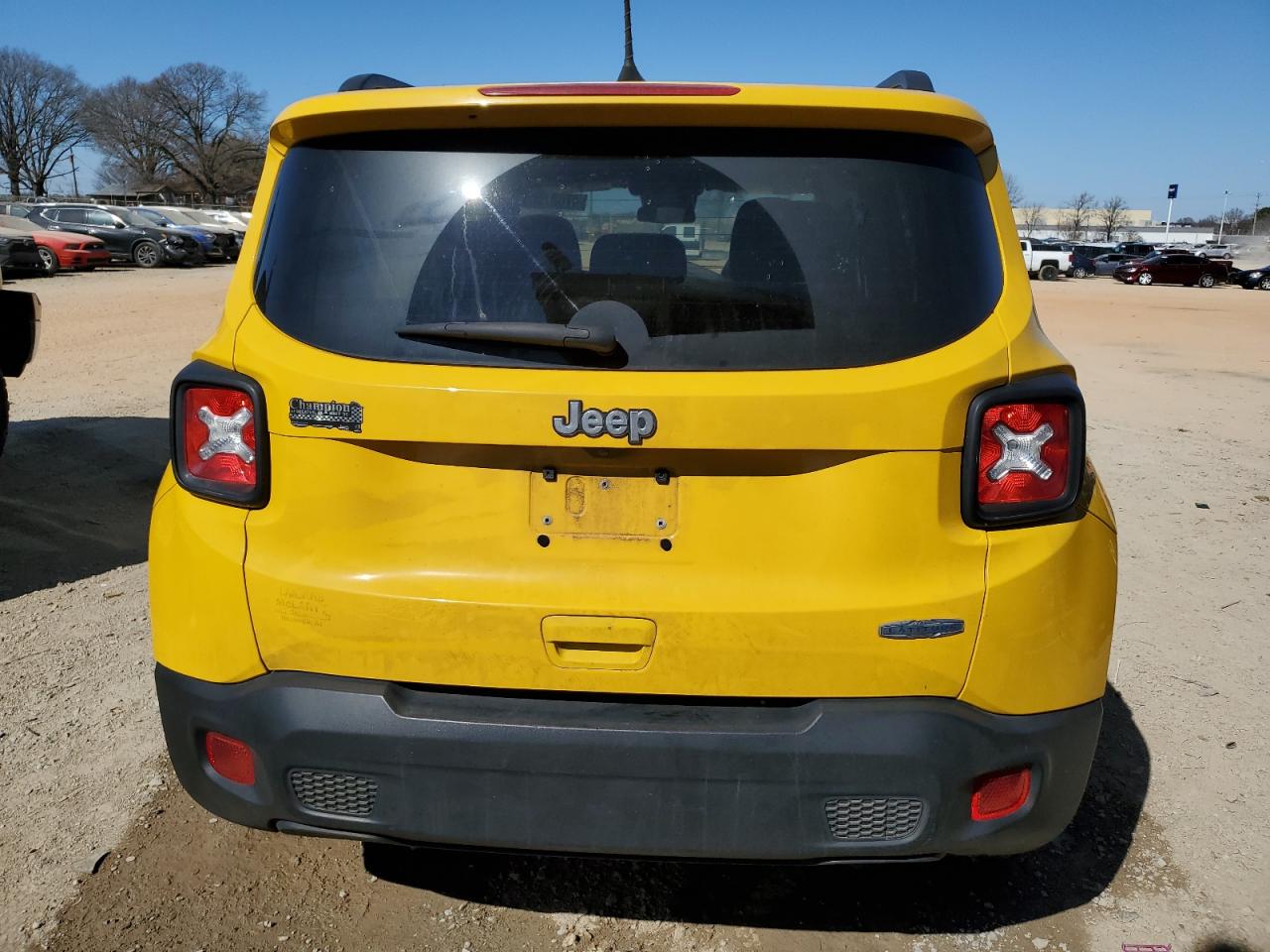 2019 Jeep Renegade - Image 6