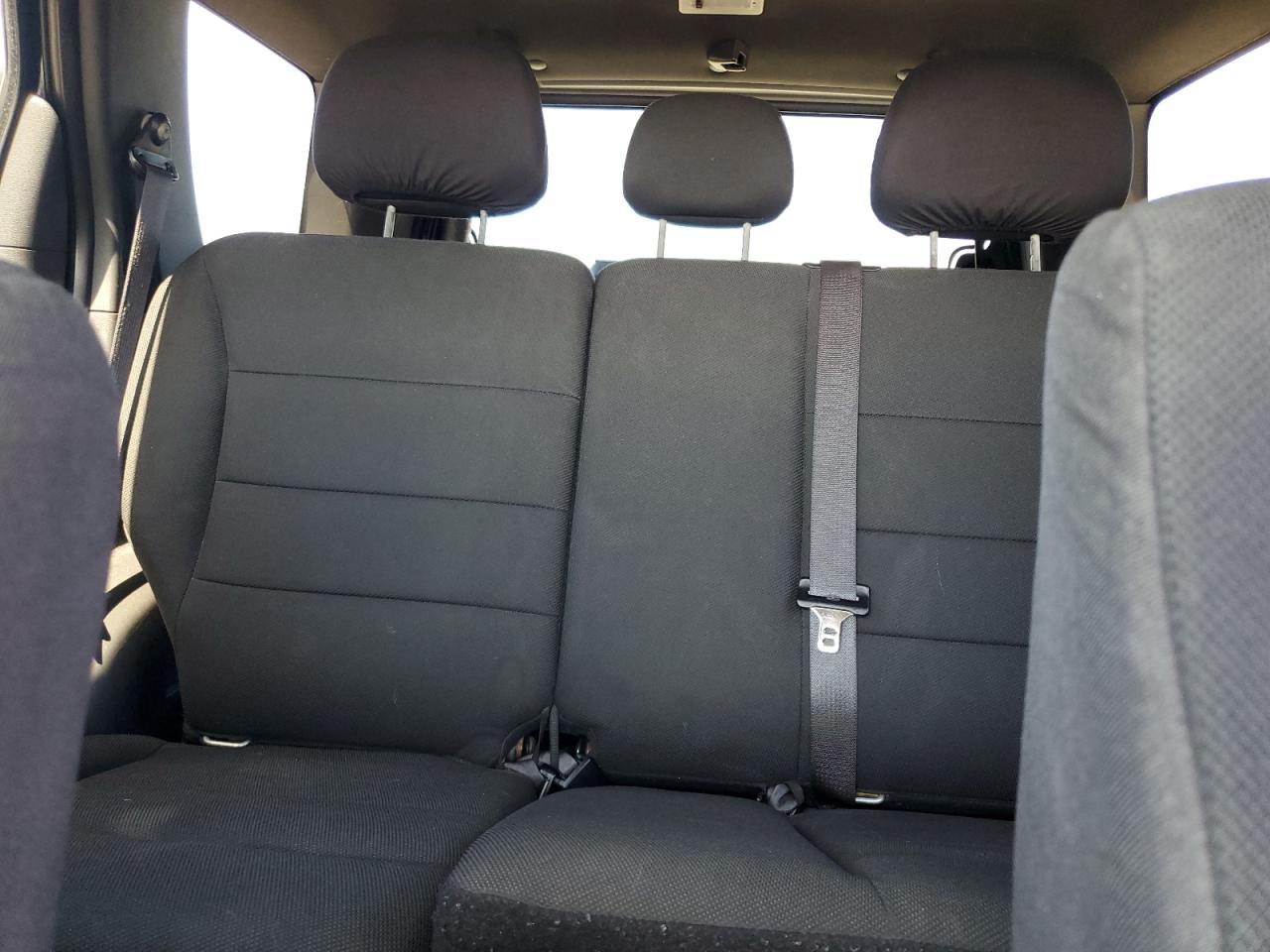 2010 Ford Escape - Image 10