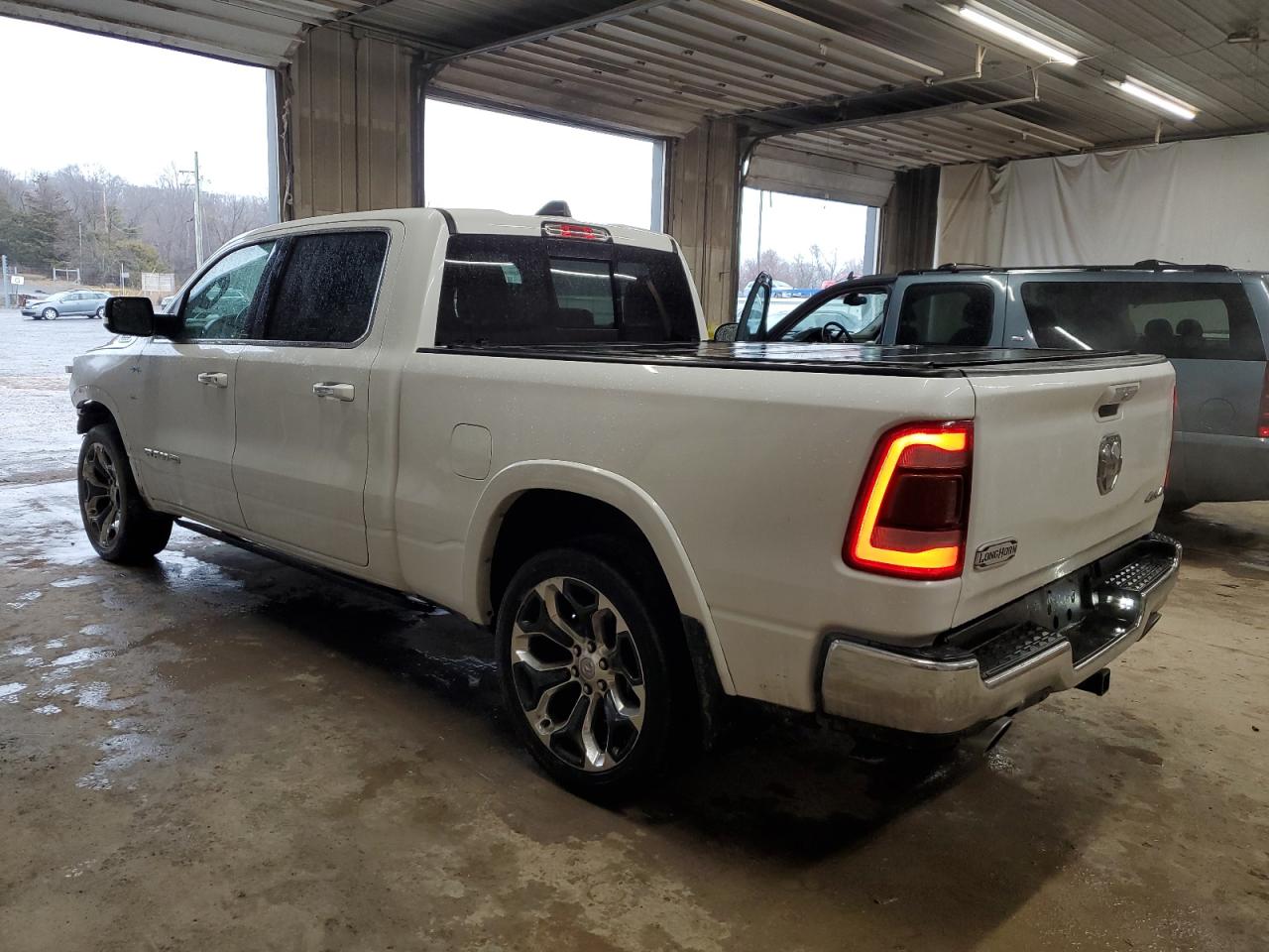 2019 RAM 1500 - Image 2