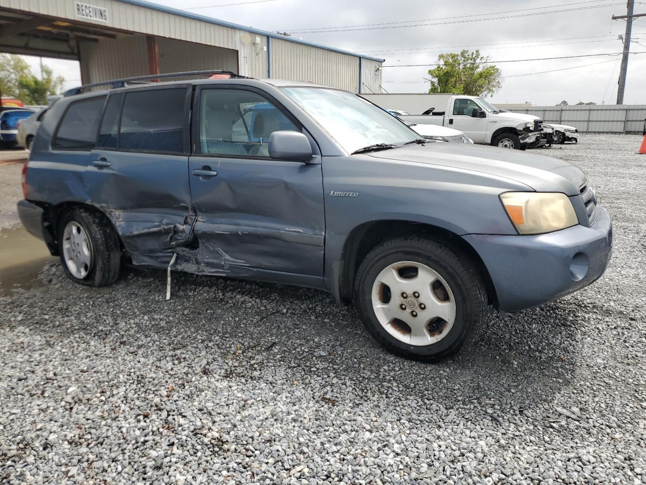 2005 Toyota Highlander - Image 4