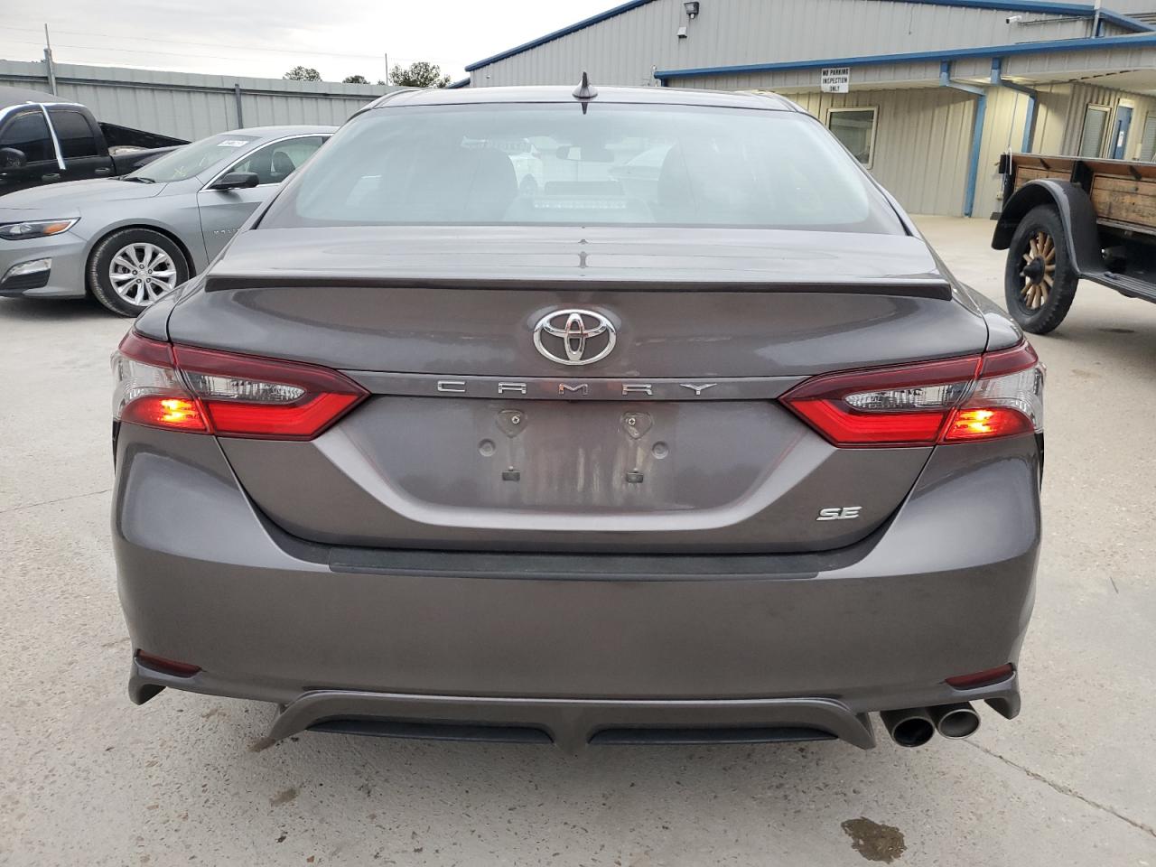2022 Toyota Camry - Image 6