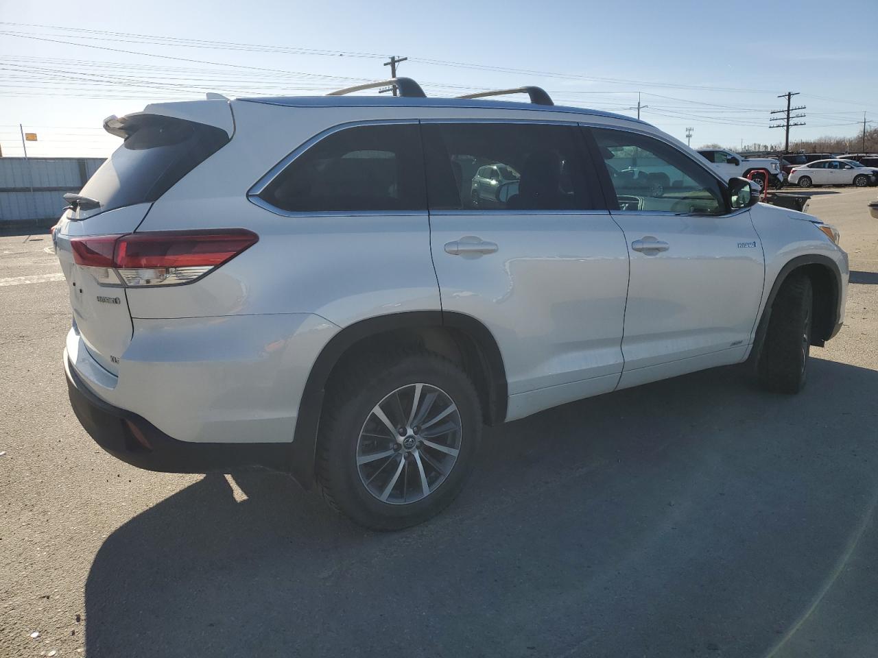 2018 Toyota Highlander - Image 3