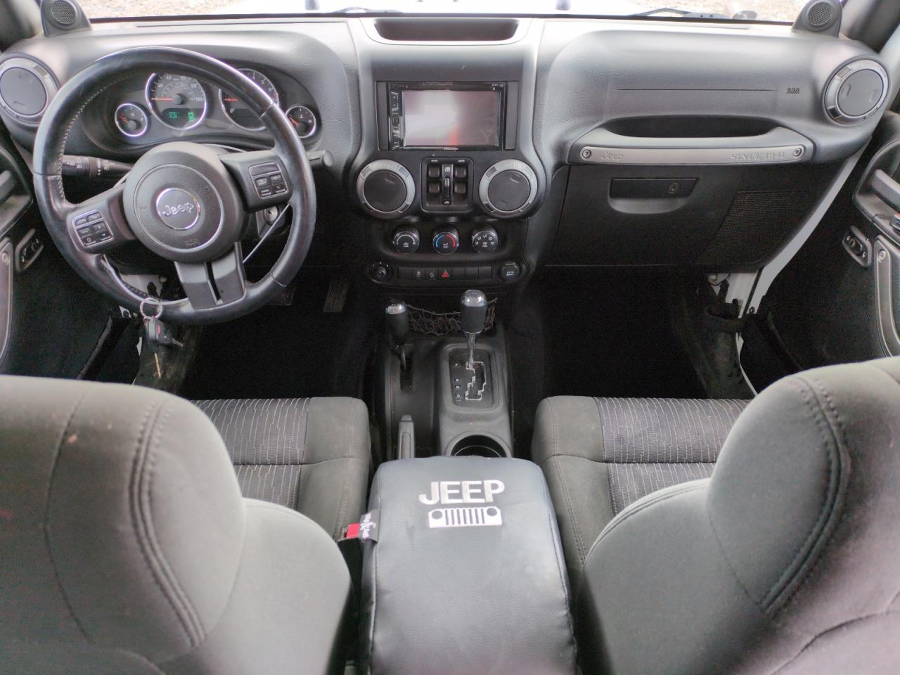 2012 Jeep Wrangler - Image 8