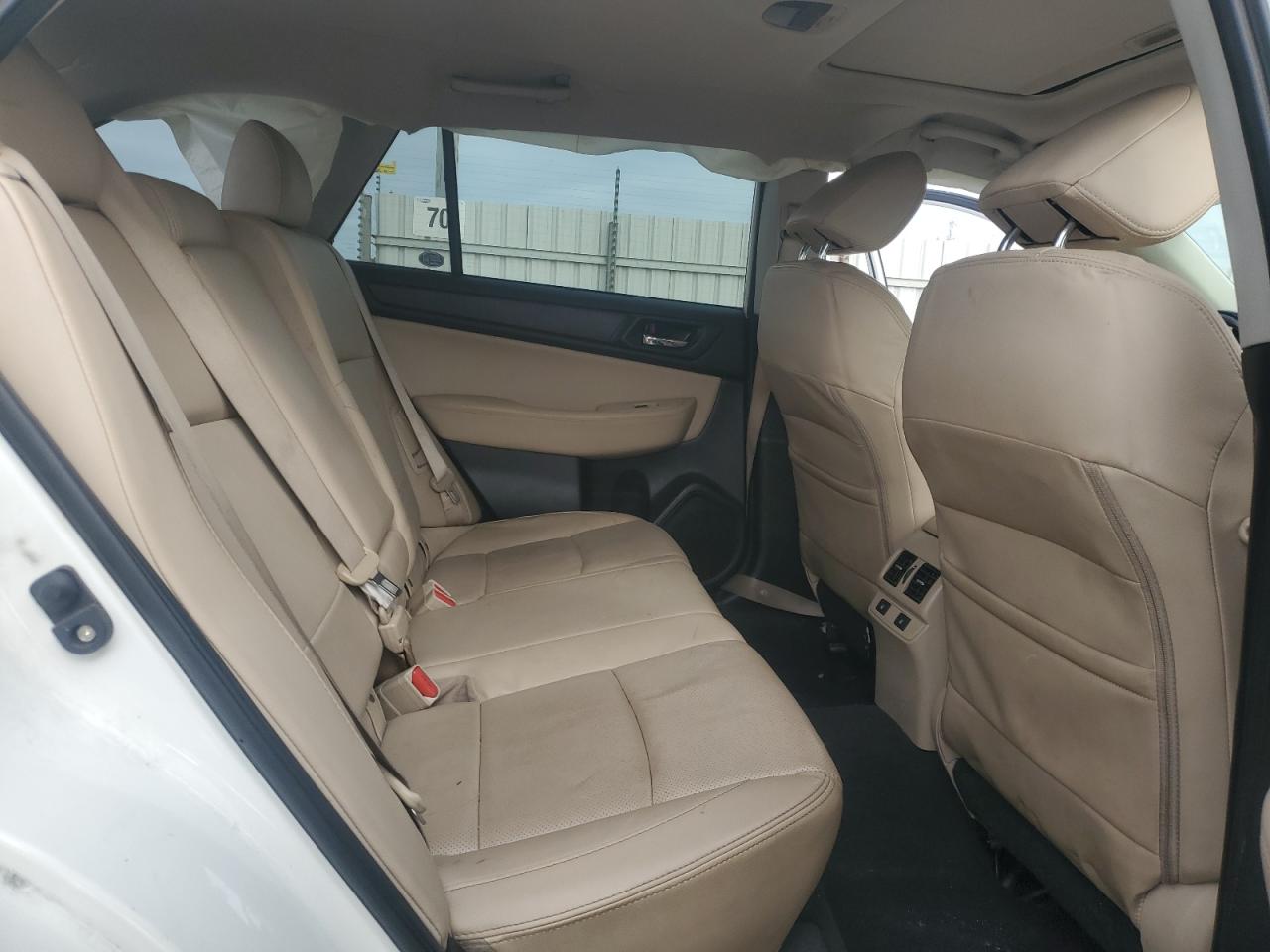 2017 Subaru Outback - Image 11