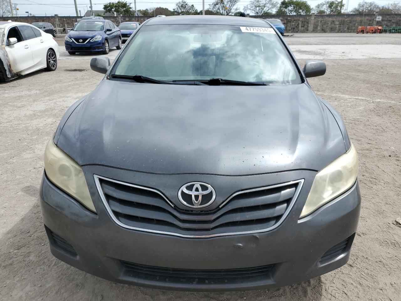 2011 Toyota Camry - Image 5