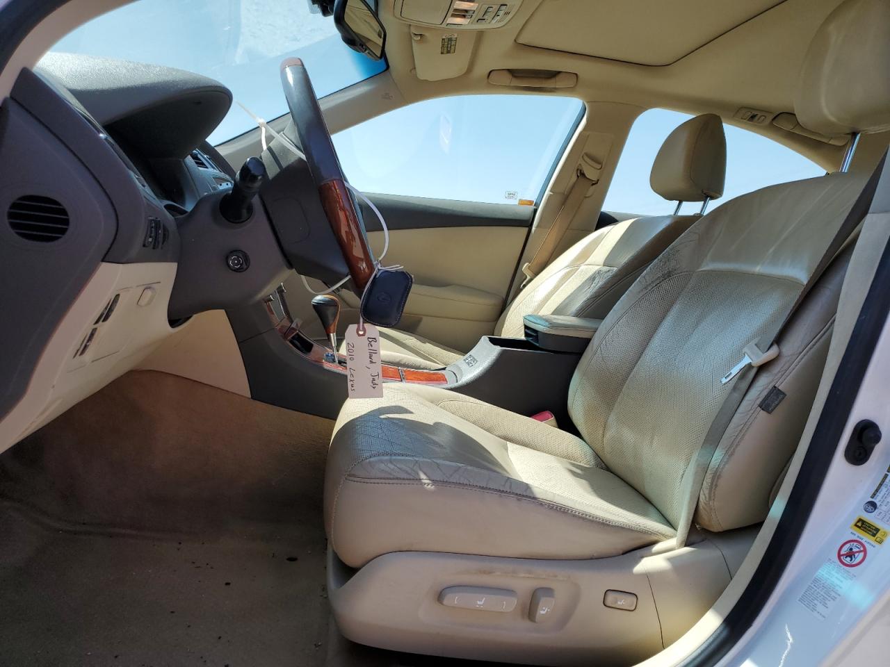 2010 Lexus ES - Image 7