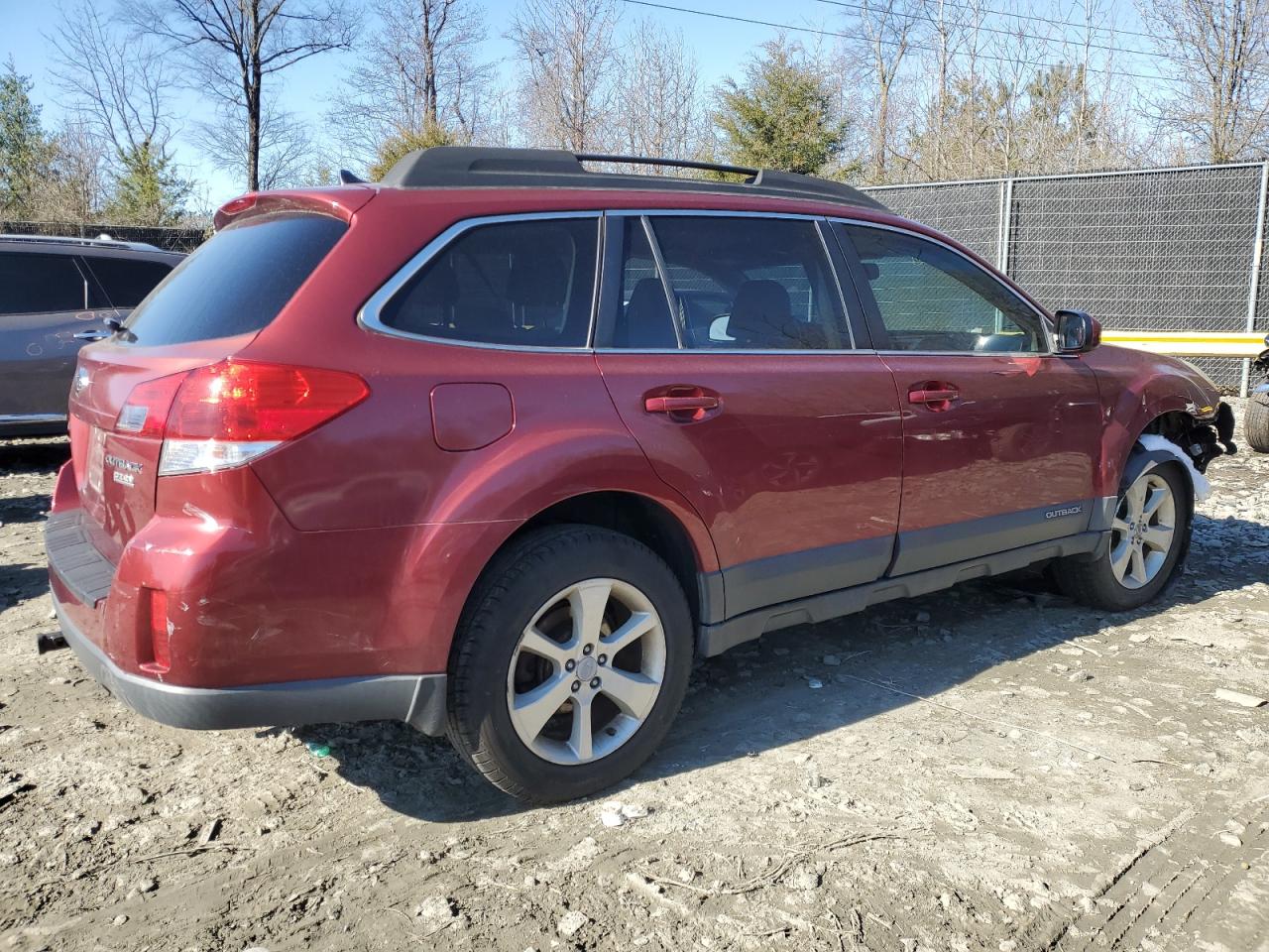2014 Subaru Outback - Image 3