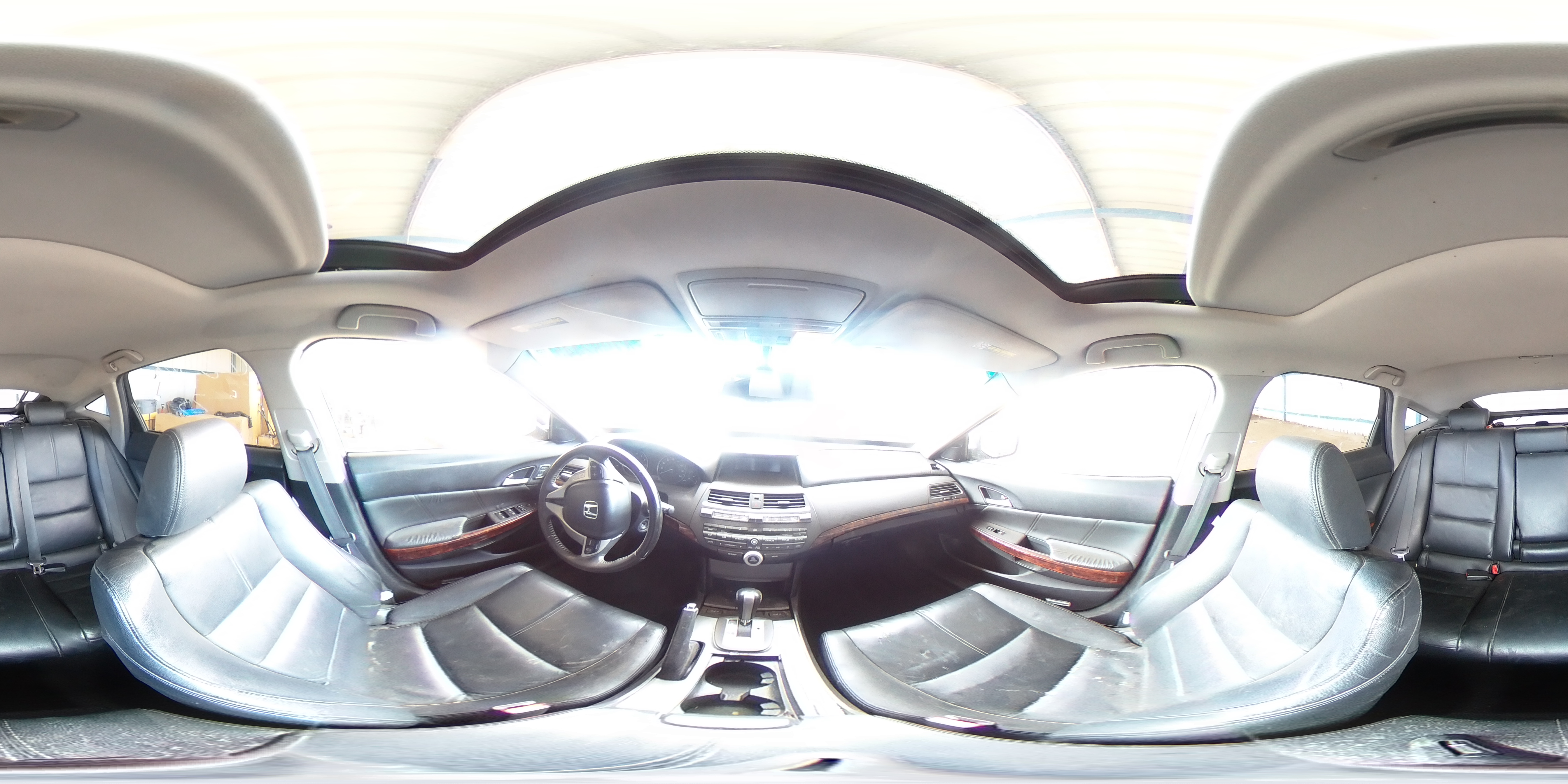 2010 Honda Accord - Image 13