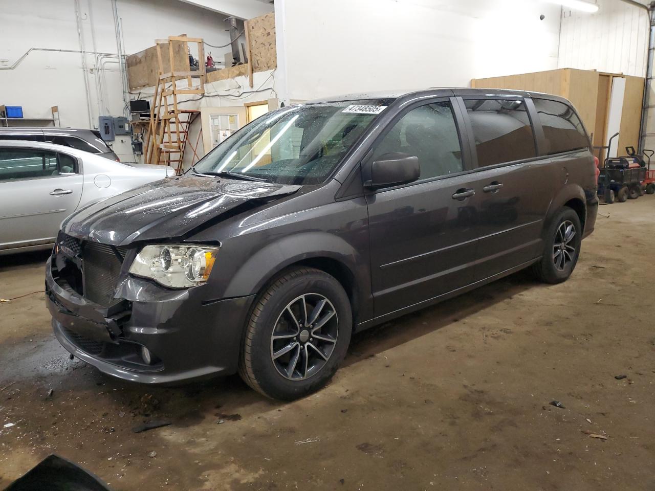 2015 Dodge Caravan - Image 1