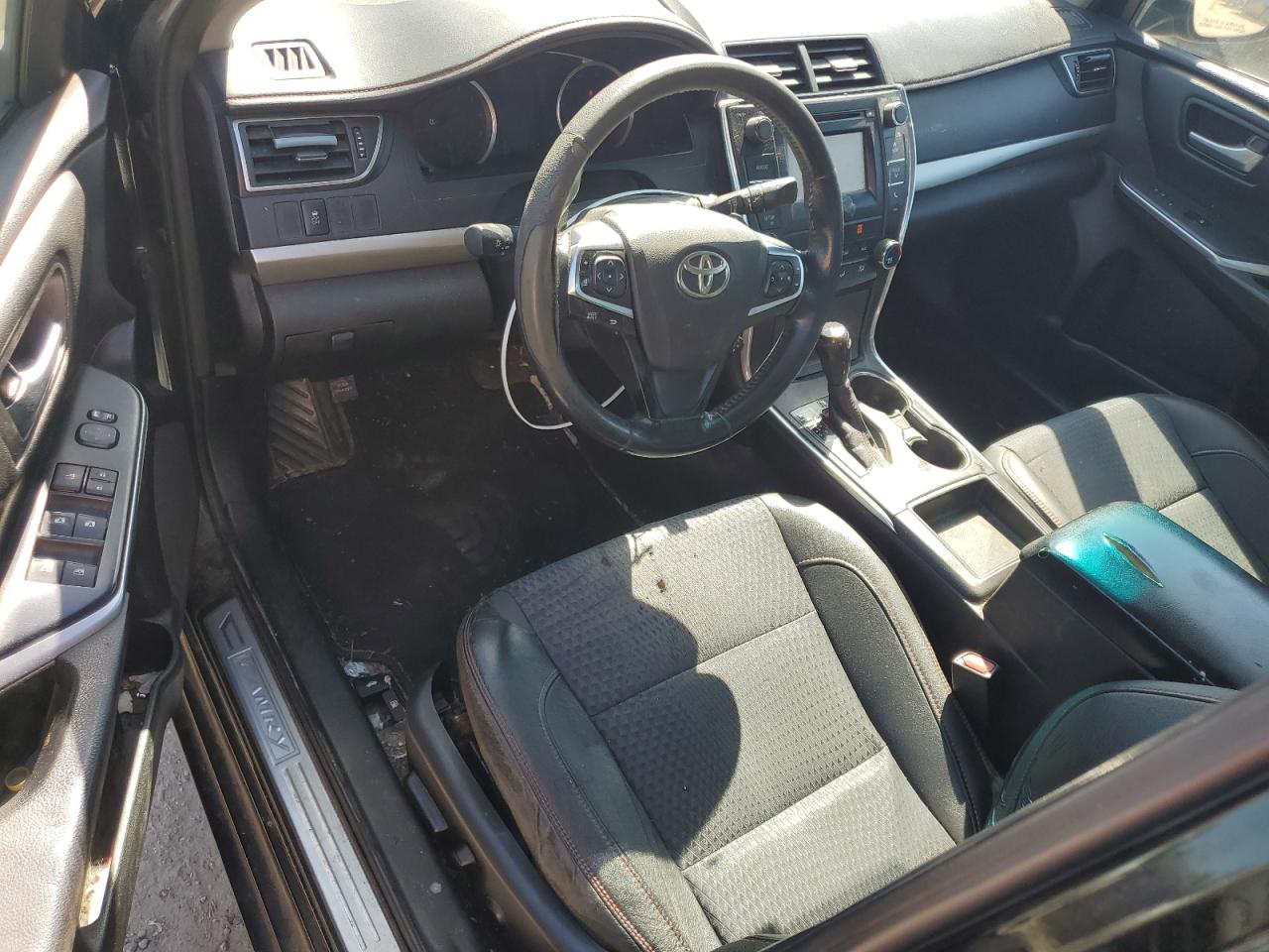 2015 Toyota Camry - Image 8