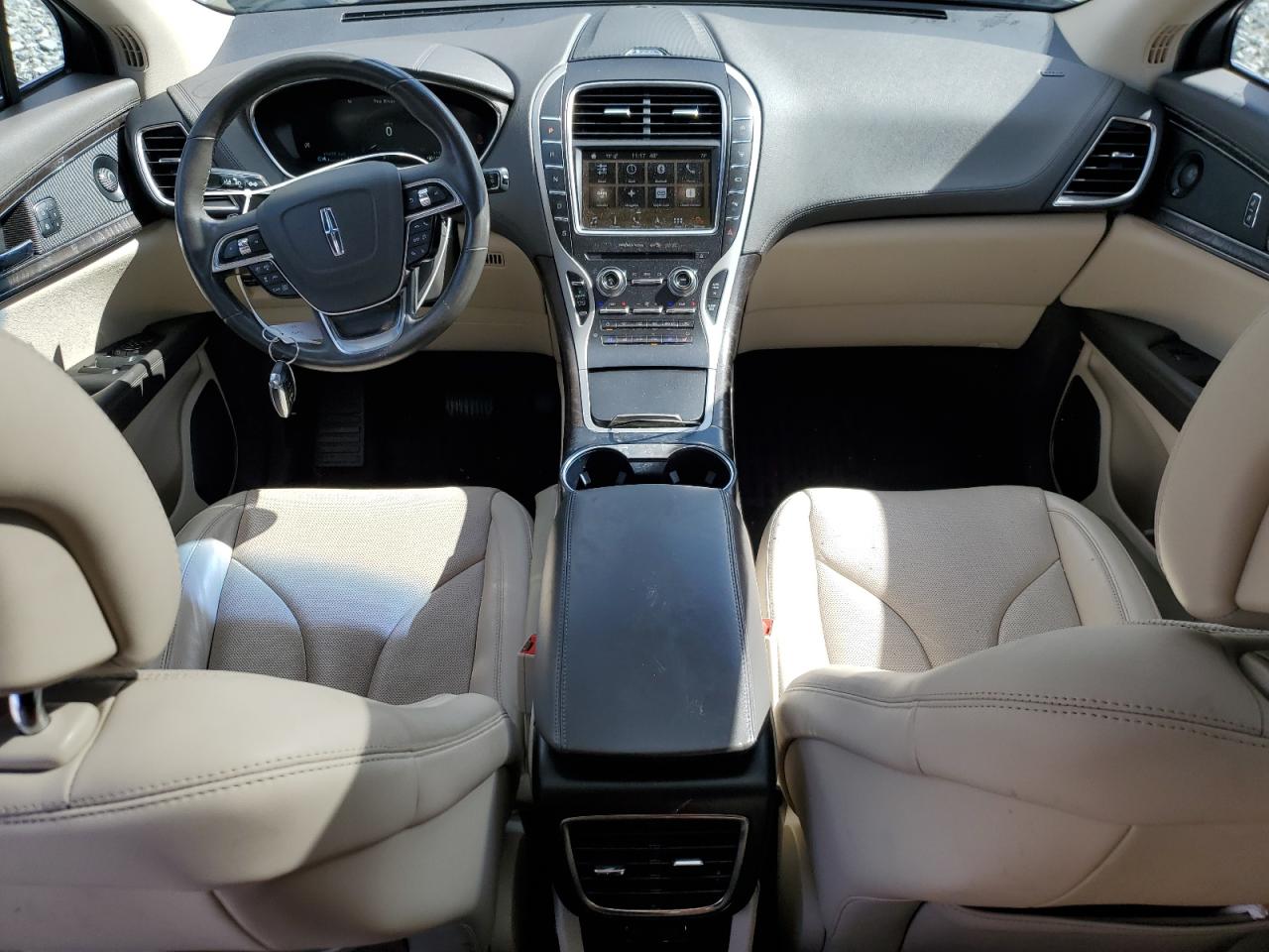2019 Lincoln Nautilus - Image 8