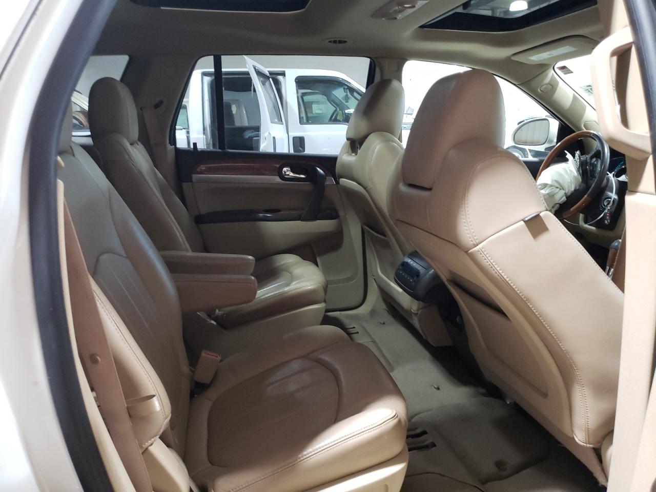 2011 Buick Enclave - Image 11