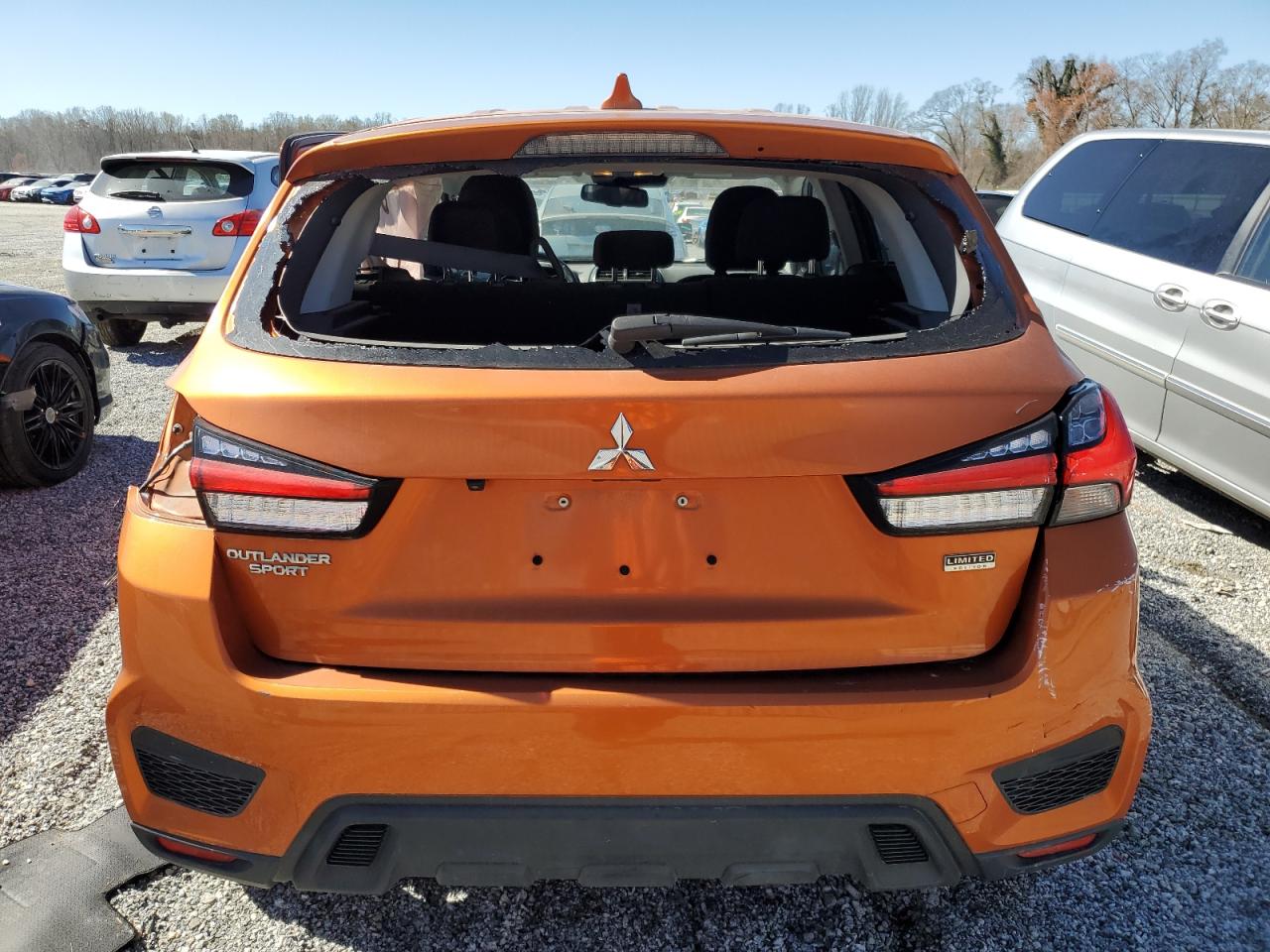 2021 Mitsubishi Outlander - Image 6