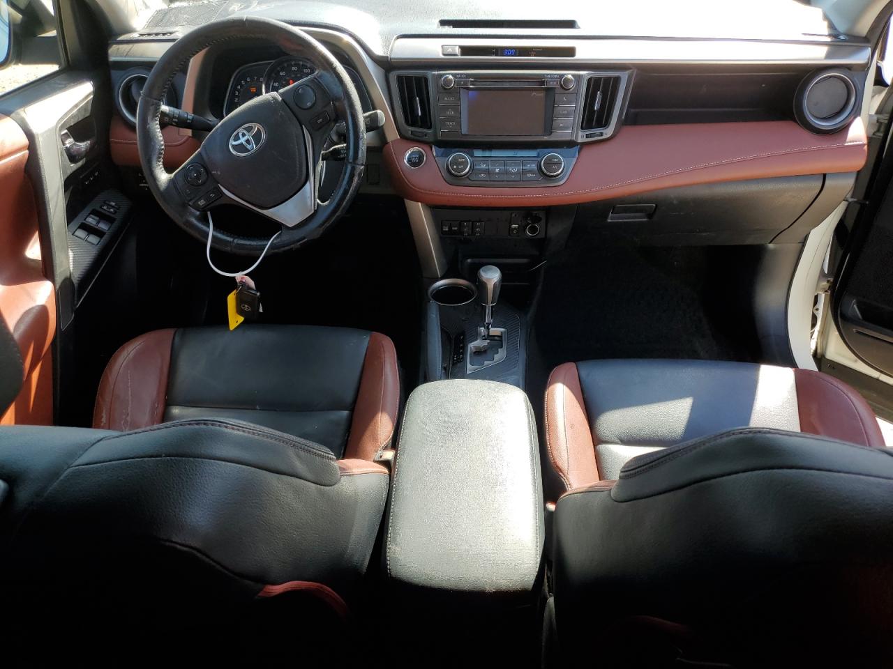 2013 Toyota RAV 4 - Image 8