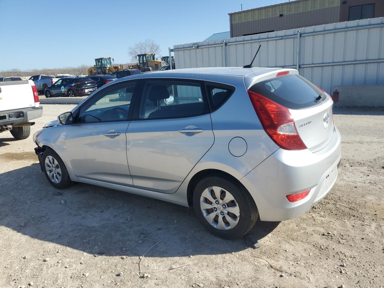 2015 Hyundai Accent - Image 2
