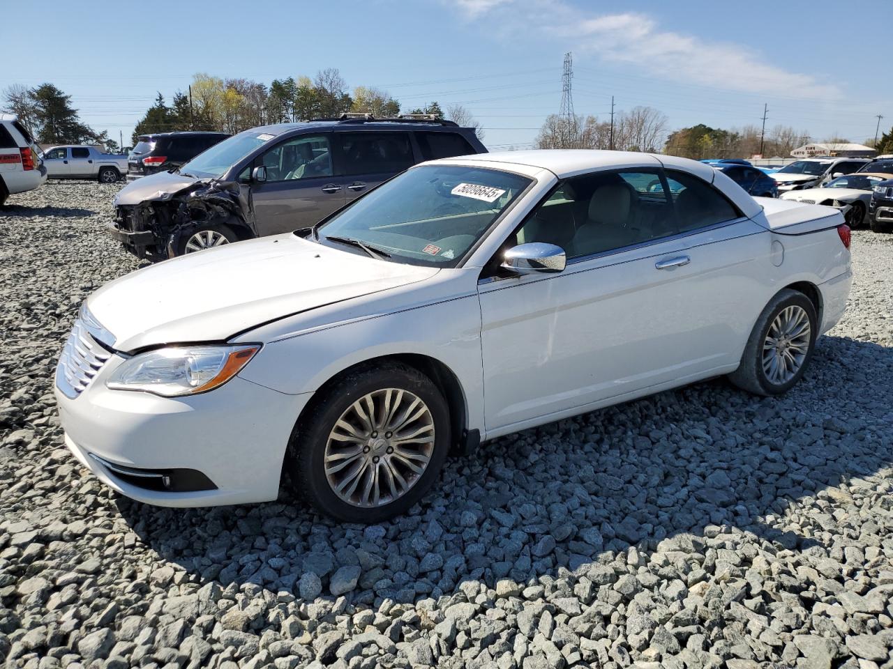 2013 Chrysler 200 Limited იყიდება Mebane-ში, NC - Front End