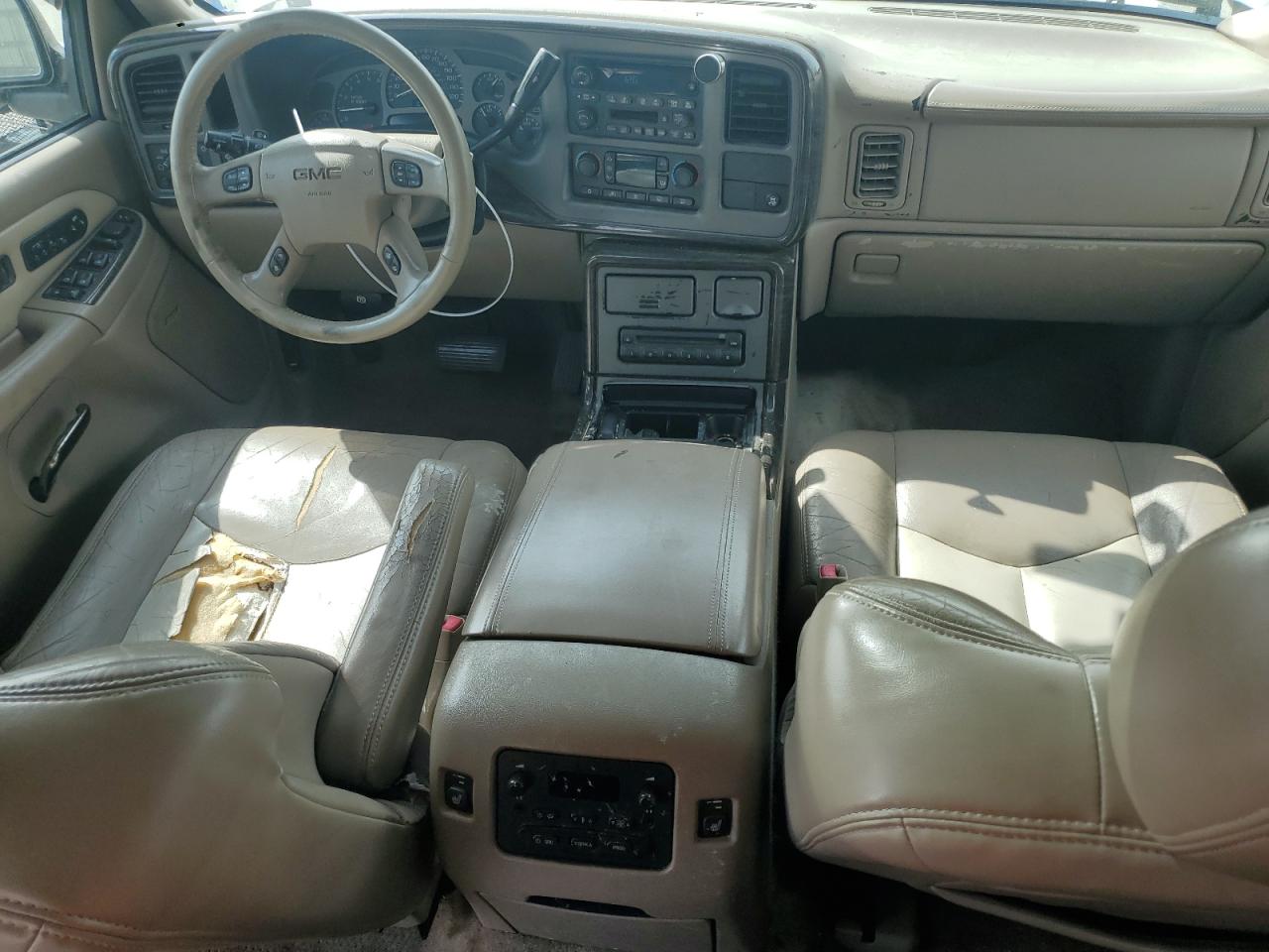2004 GMC Yukon Denali VIN: 1GKEK63U74J327436 Lot: 49072275
