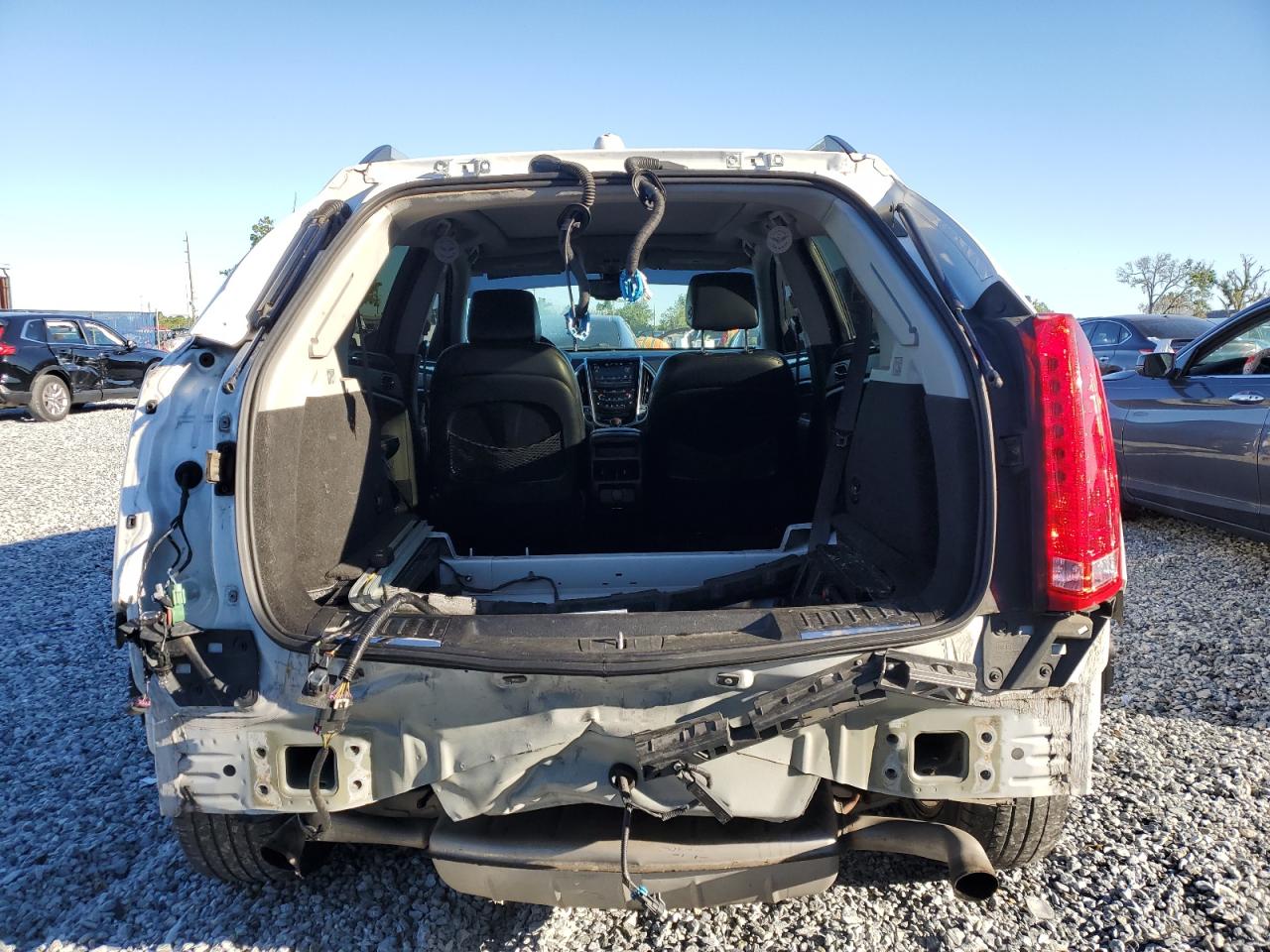 2015 Cadillac SRX - Image 6